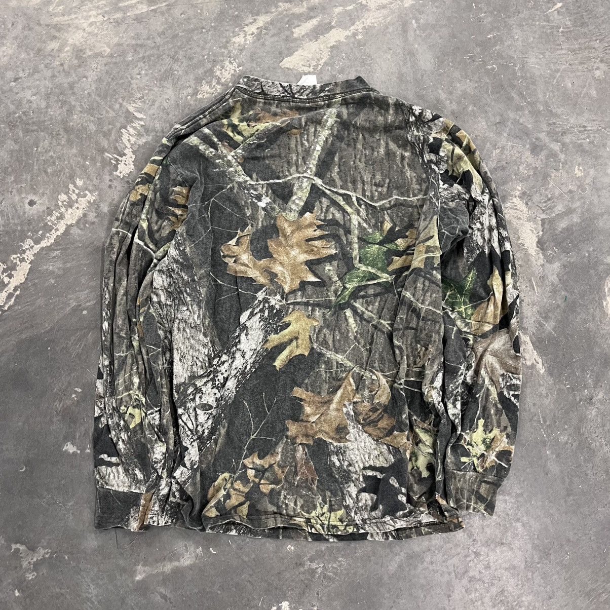 Mossy Oaks × Realtree Vintage Mossy Oak realistic Camo Undershirt Medium skater Size US L / EU 52-54 / 3 - 6 Thumbnail