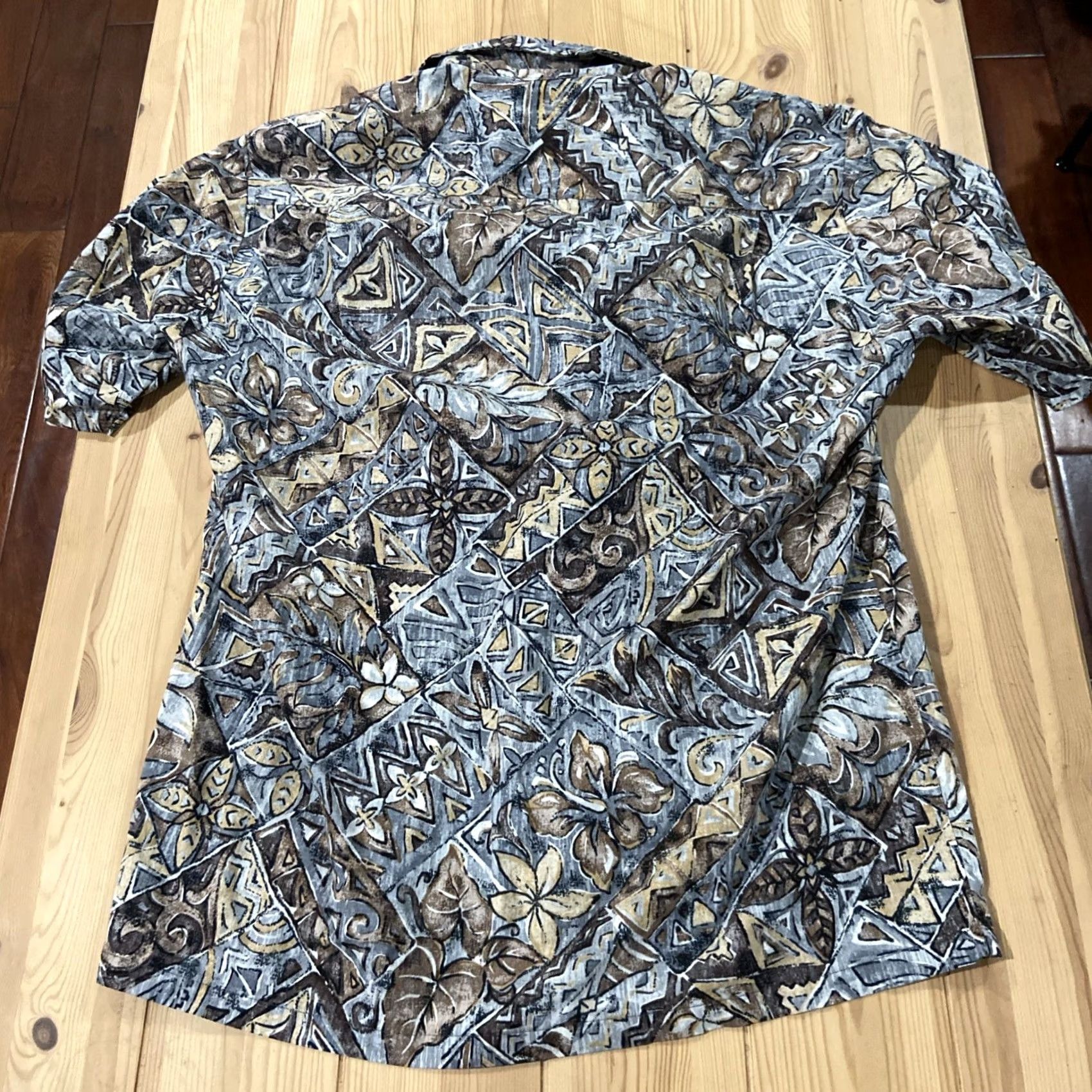 Vintage VINTAGE Royal Creations Mens Hawaiian Shirt Aloha L Made In Hawaii Tropical Brown Camp Size US L / EU 52-54 / 3 - 5 Thumbnail
