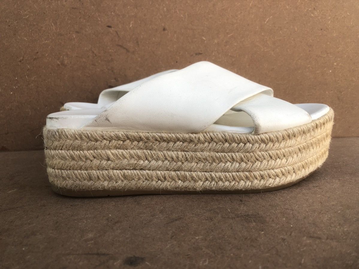 Miu Miu MIU MIU White Leather Sandels Espadrilles Size 35.5 Size US 5.5 / IT 35.5 - 2 Thumbnail
