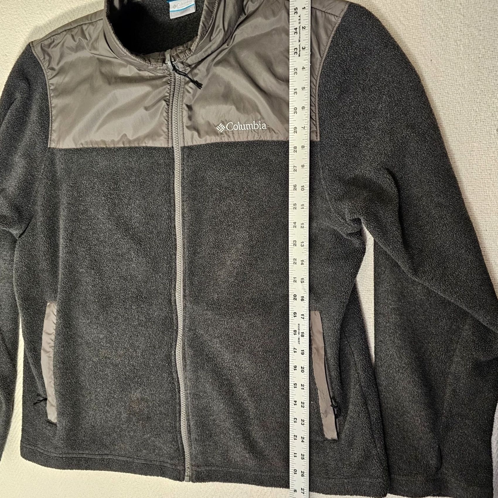 Vintage Columbia Fleece Jacket Coat Two Tone Full Zip Up Mens L Gray Dark Gray Size US L / EU 52-54 / 3 - 4 Thumbnail