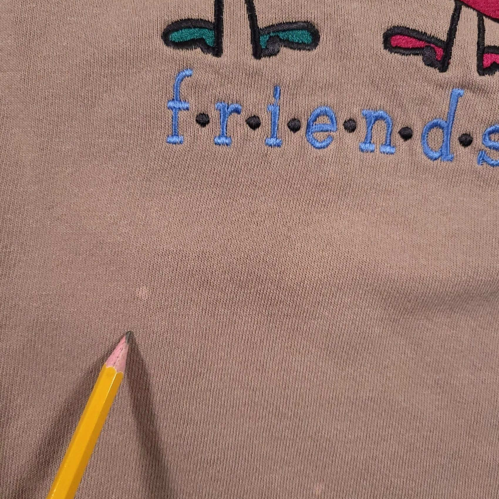 Jerzees VINTAGE Jerzees Crewneck Sweatshirt Women's XL Brown Embroidered Friends USA Made Sweatshirt 90s USA Mens Girls Size XL / US 12-14 / IT 48-50 - 6 Thumbnail