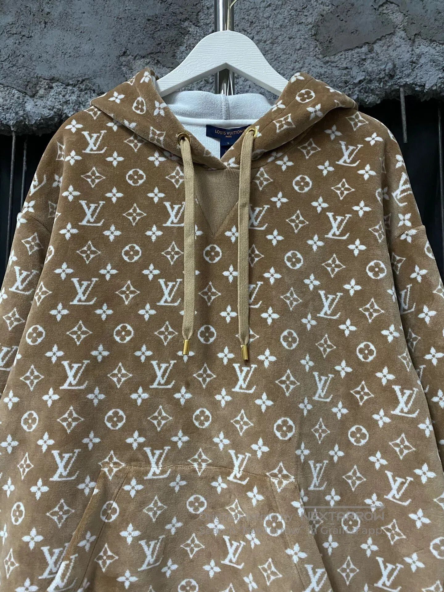 Louis Vuitton louis vuitton velvet logo hoodie. Size S / US 4 / IT 40 - 3 Thumbnail