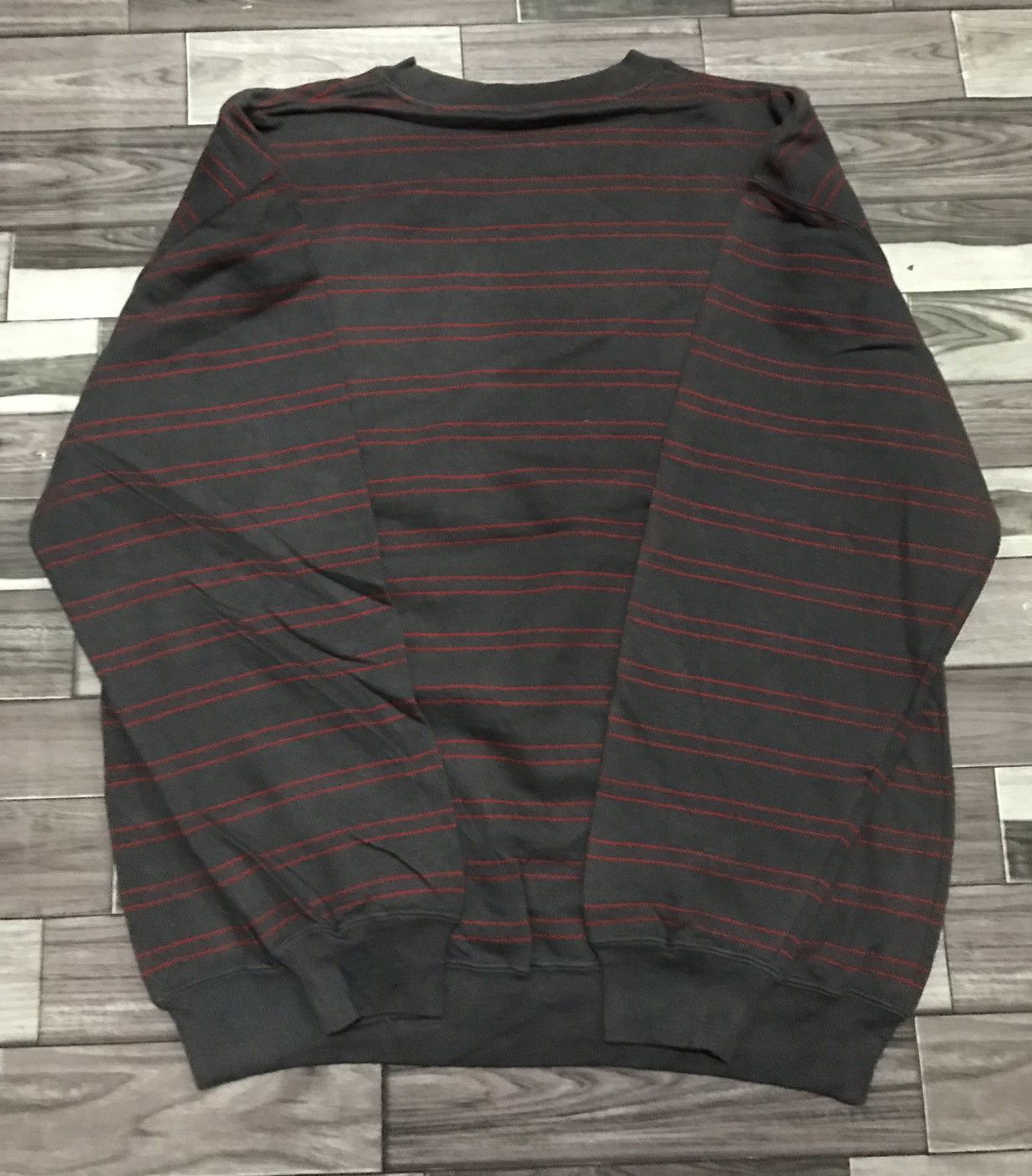 Hang Ten Stripe Sweatshirt -R4