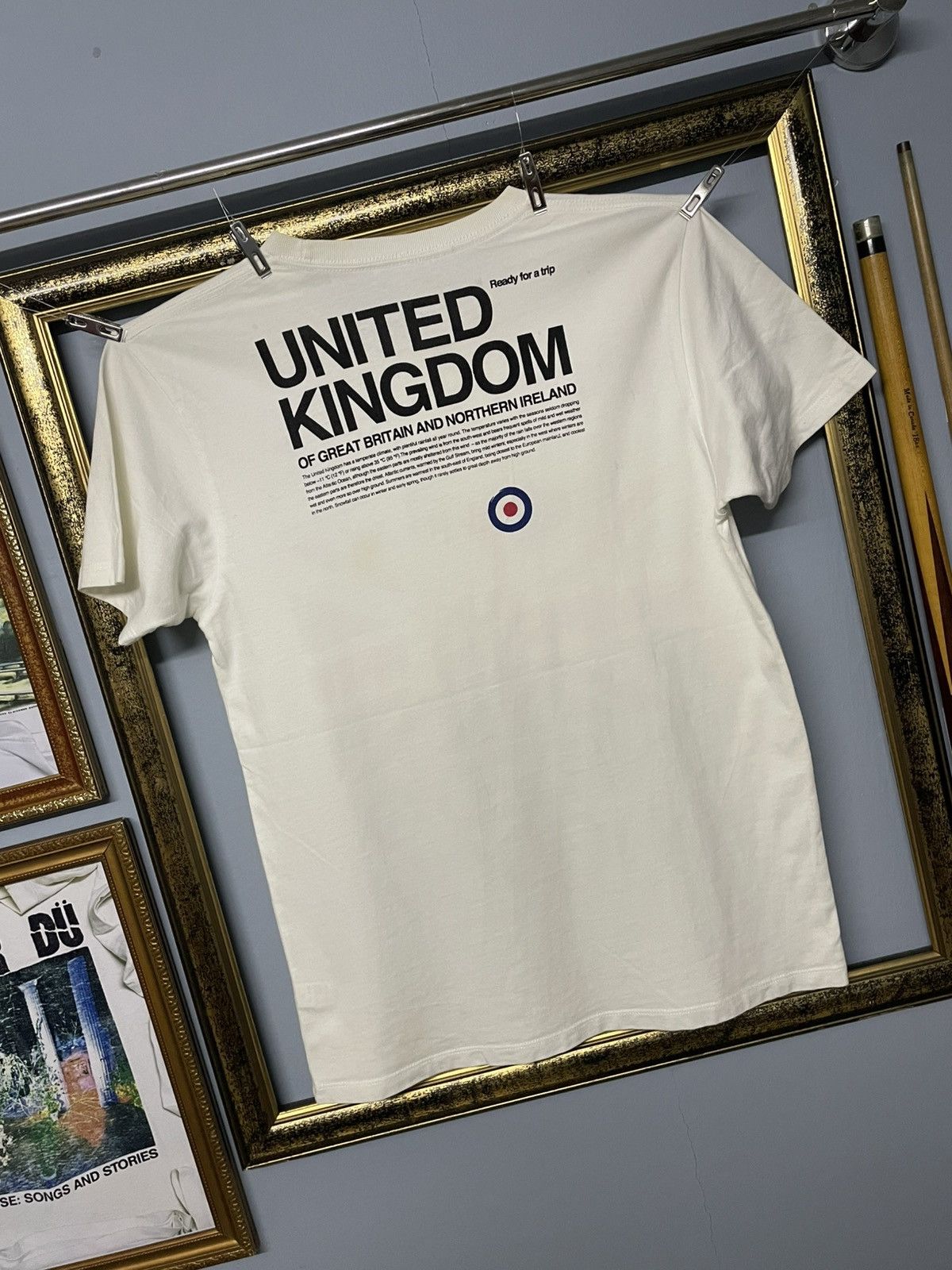 Designer × Japanese Brand × Vintage Vintage Designer Graniph Ready For Trip Great Britain Tshirt Size US S / EU 44-46 / 1 - 6 Thumbnail