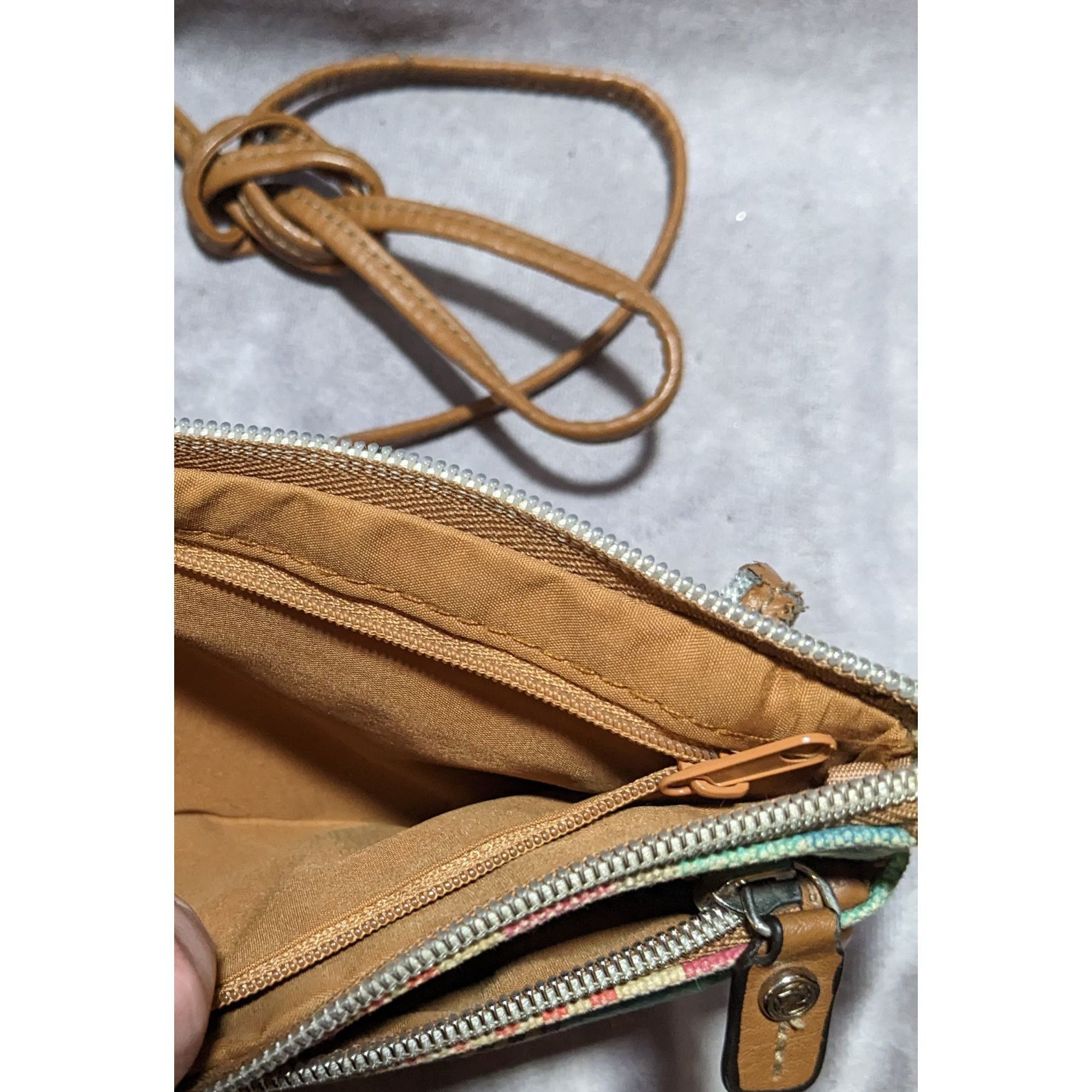 Relic Relic Retro Rainbow Striped Crossbody Bag Size ONE SIZE - 16 Thumbnail