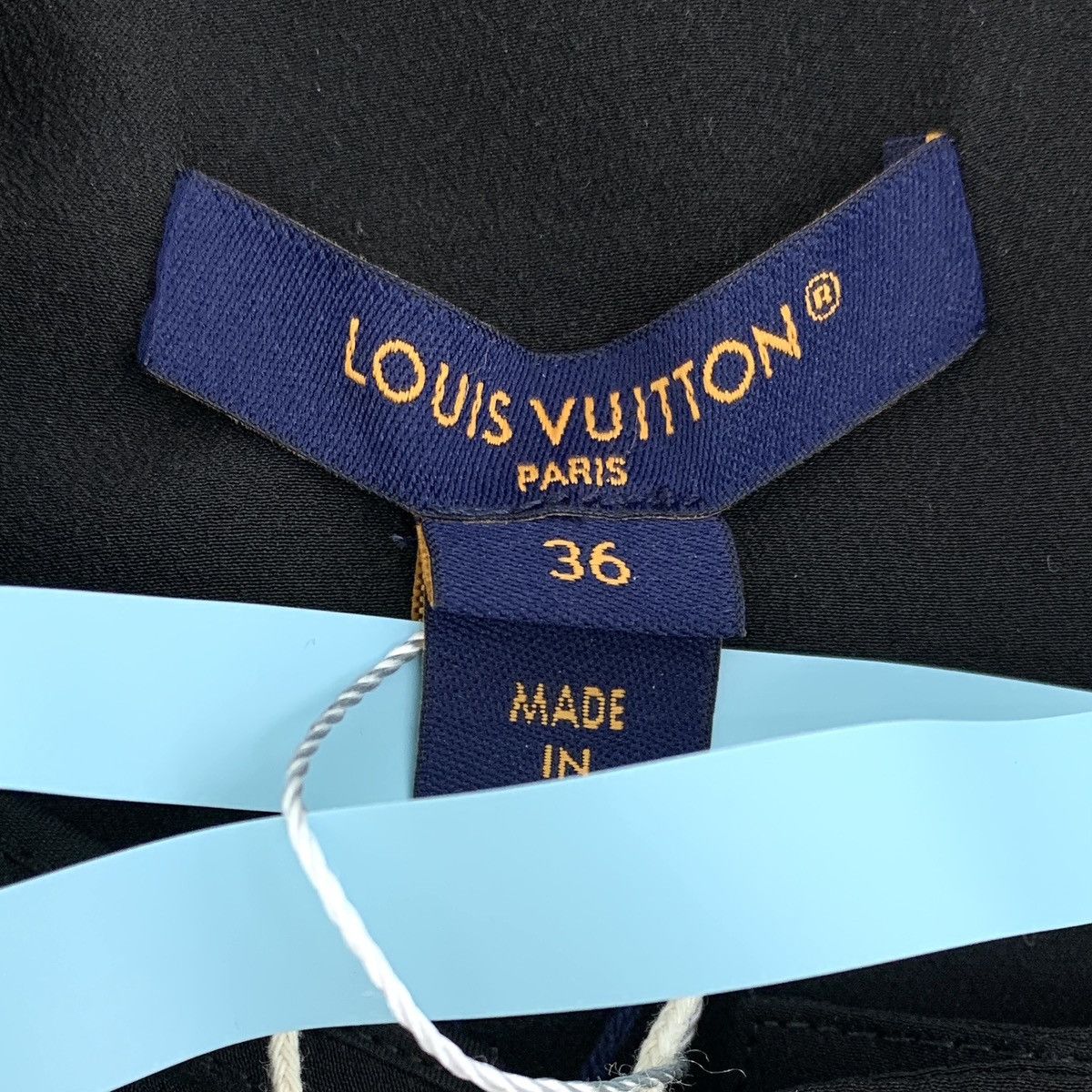 Louis Vuitton Louis Vuitton Black Silk Tie Bow Long Sleeve Shirt K26WX Size XS / US 0-2 / IT 36-38 - 5 Thumbnail
