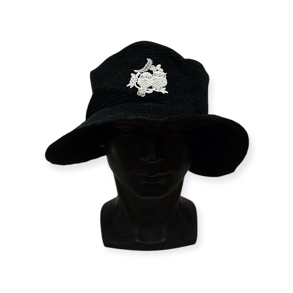 Japanese Brand Japanese Brand Small Logo Bucket Hat Size ONE SIZE - 1 Thumbnail