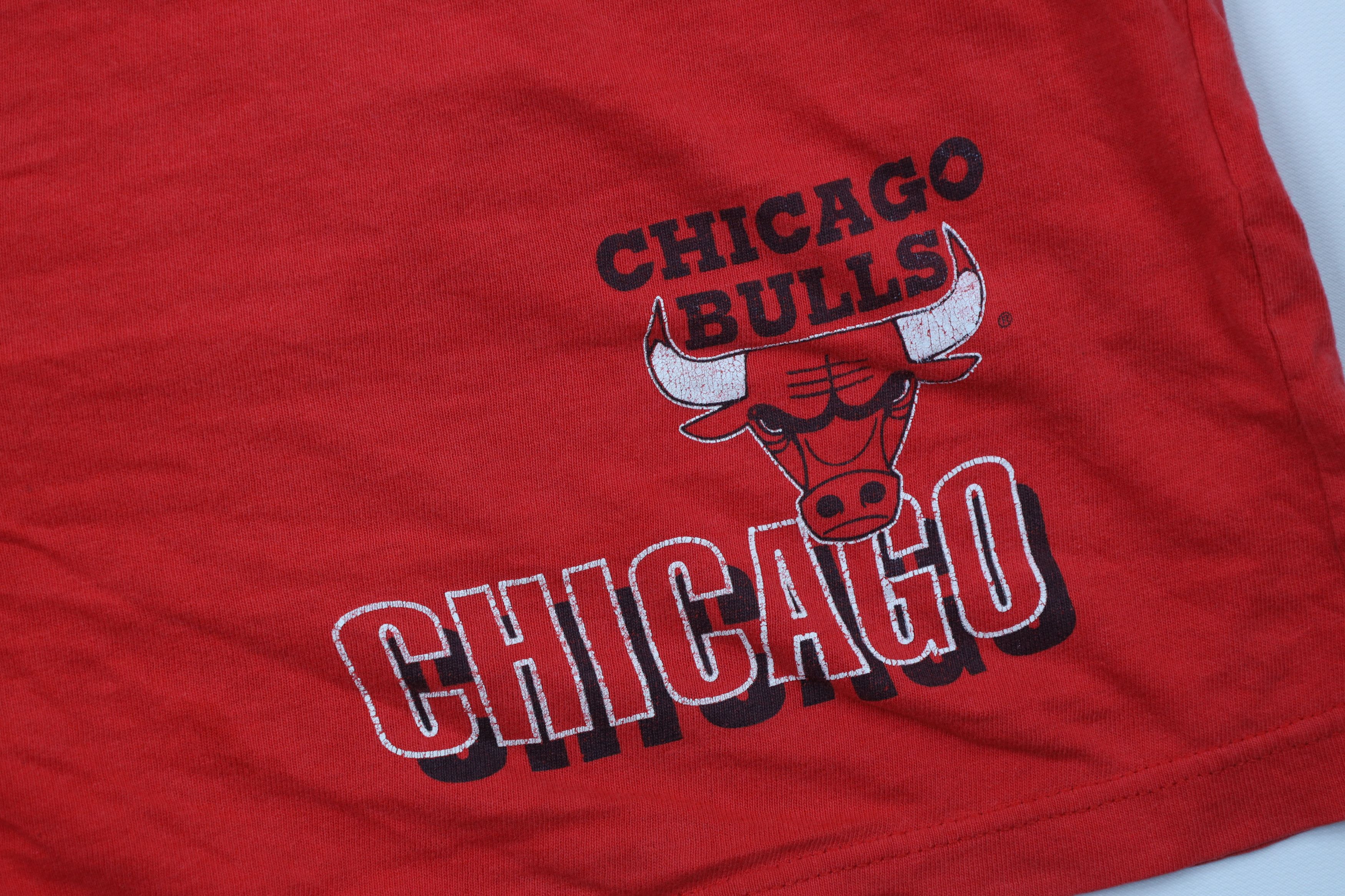 Vintage Vintage 90s Chicago Bulls Basketball Shorts AS IS Red USA Size US 34 / EU 50 - 5 Thumbnail