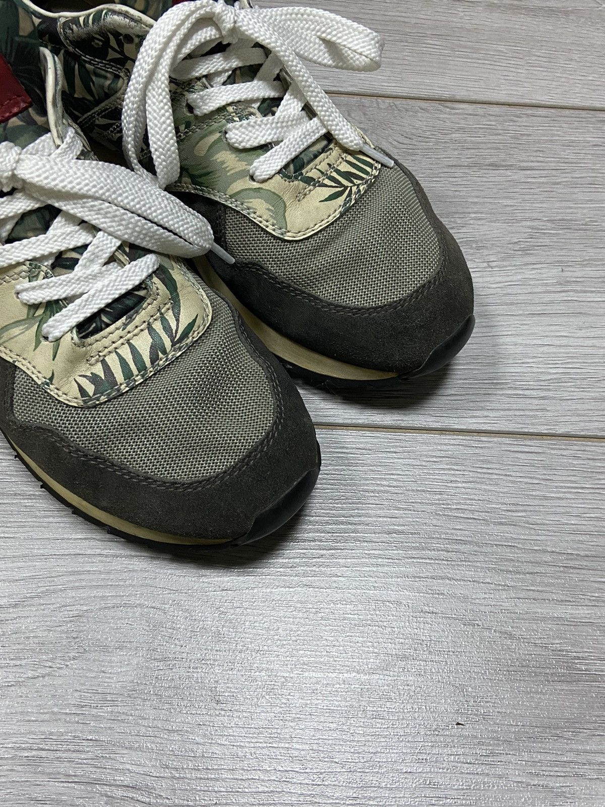 Moncler Moncler 🇫🇷 palm sneakers suede Size US 7.5 / EU 40-41 - 4 Thumbnail