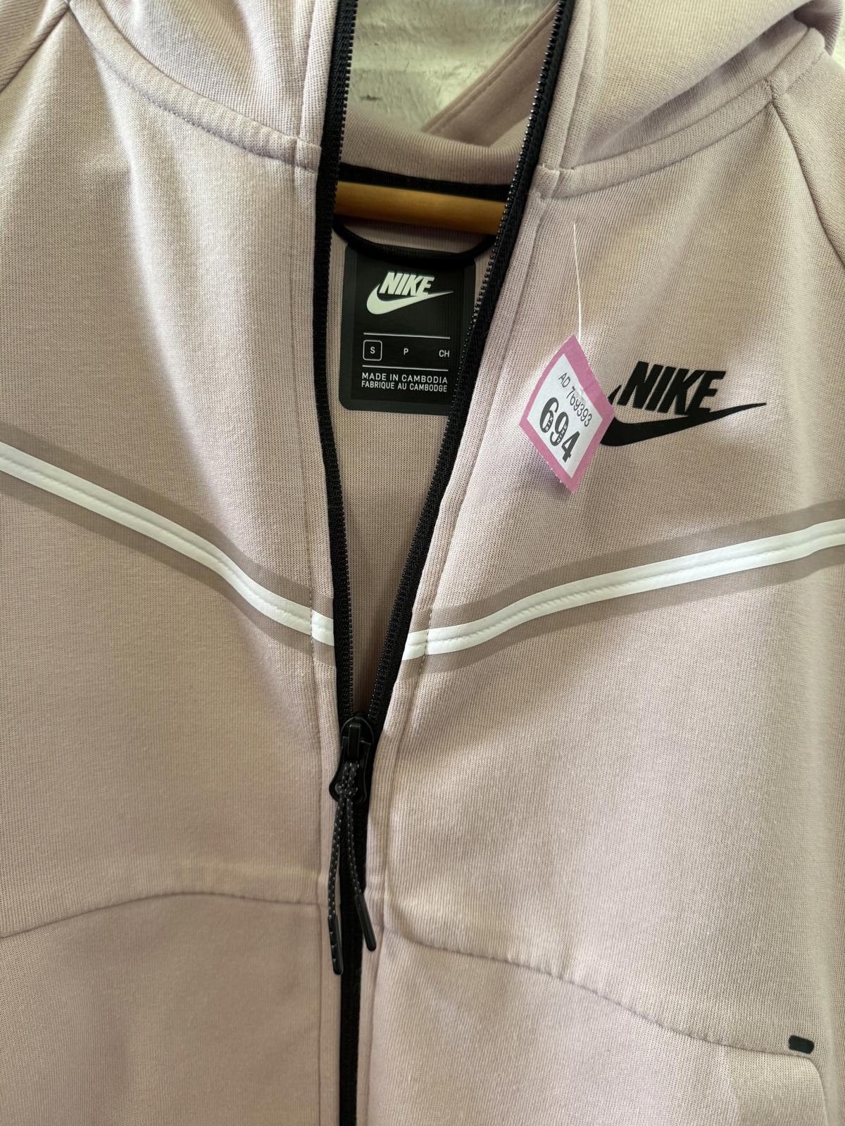 Nike Nike Women's Pink Full-Zip Hoodie Sweatshirt Size S / US 4 / IT 40 - 3 Thumbnail