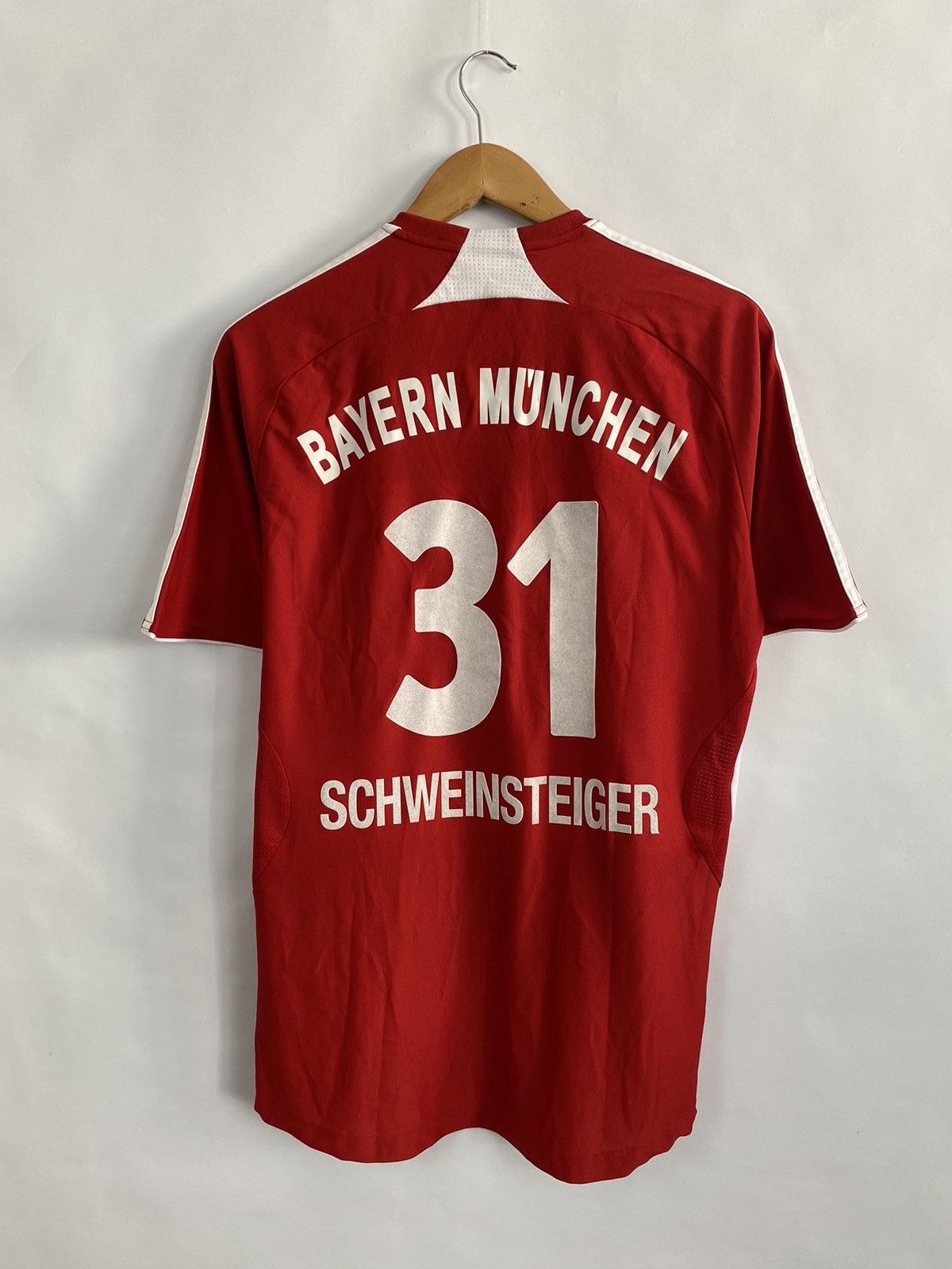 Adidas Vintage 2007 Adidas #31 Schweinsteiger Bayern Munich Jersey Size US S / EU 44-46 / 1 - 2 Thumbnail