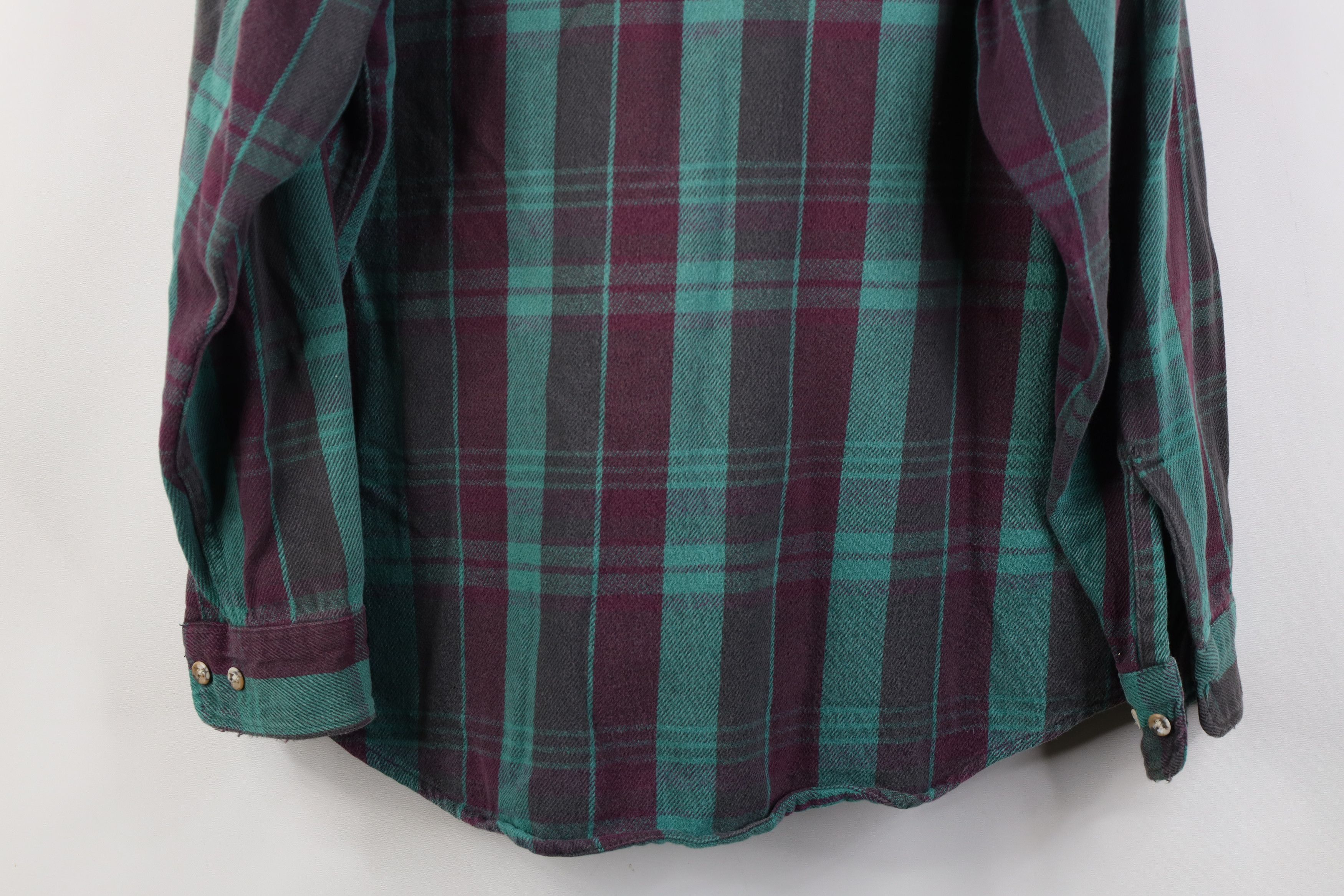 Vintage Vintage 70s Streetwear Heavy Flannel Button Shirt Plaid USA Size US L / EU 52-54 / 3 - 14 Thumbnail