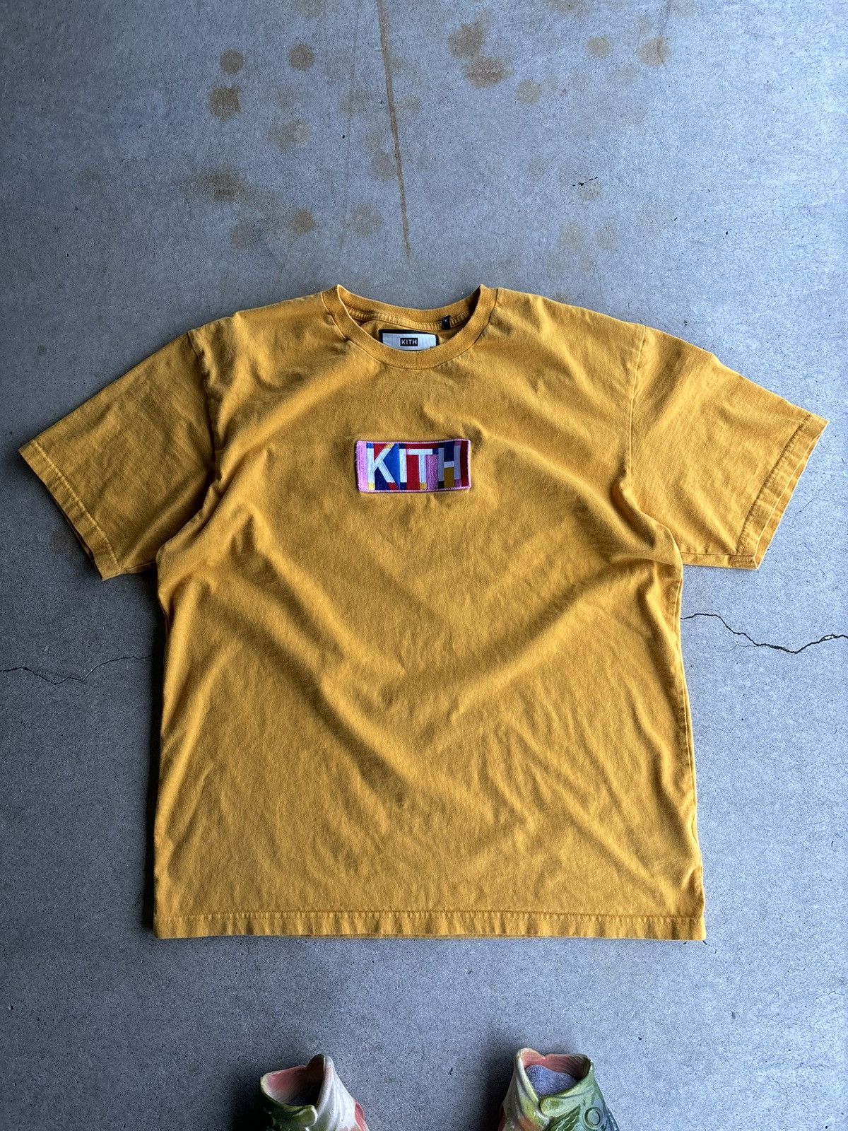 Kith Crazy Kith Yellow Box Logo Faded Multicolor Logo Tee Size US XL / EU 56 / 4 - 1 Thumbnail