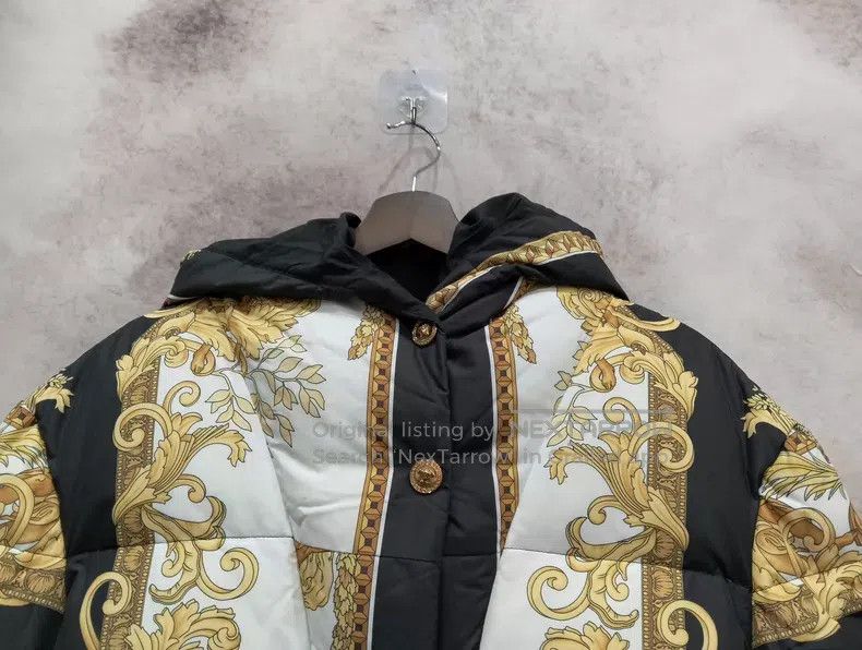 Versace Versace Logo logo graphic printed down jacket Size US S / EU 44-46 / 1 - 4 Thumbnail