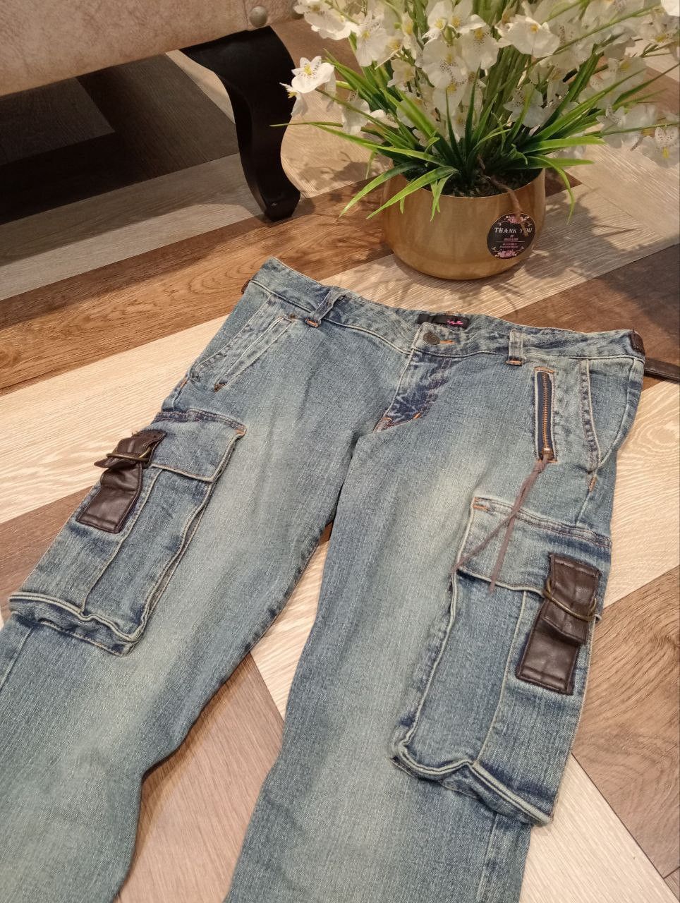 If Six Was Nine TEA FOR TWO JAPAN FLARED STRETCH CARGO ANKLE ZIP JEANS Size US 31 - 4 Thumbnail