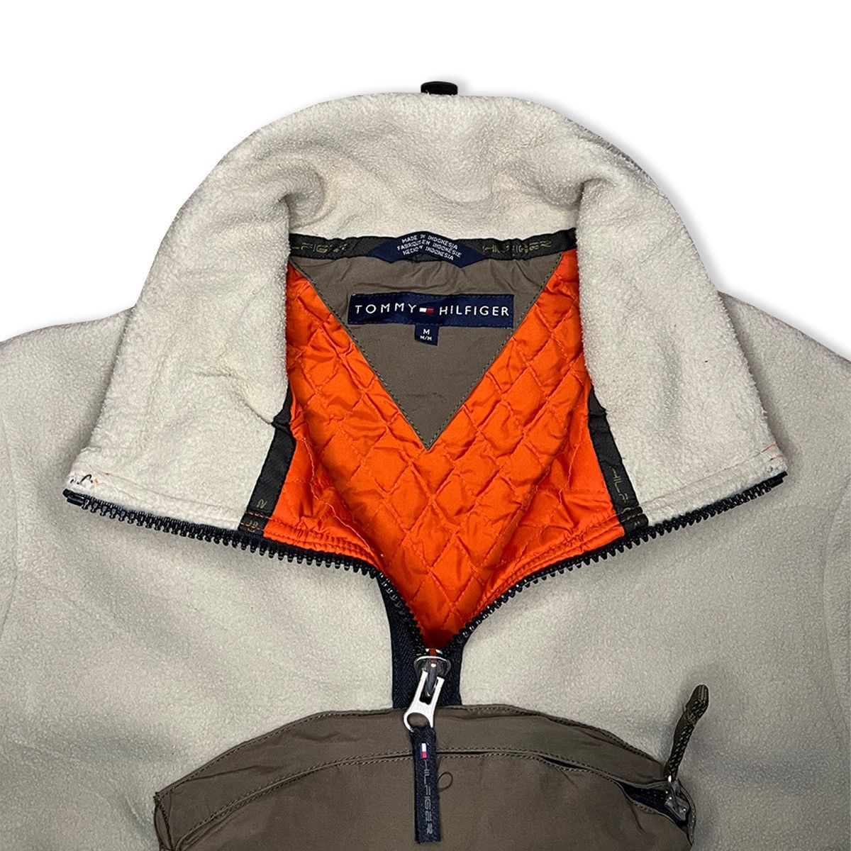 Tommy Hilfiger 2000’s Tommy Hilfiger Technical Quilted Gilet With Pouch Size US M / EU 48-50 / 2 - 5 Thumbnail