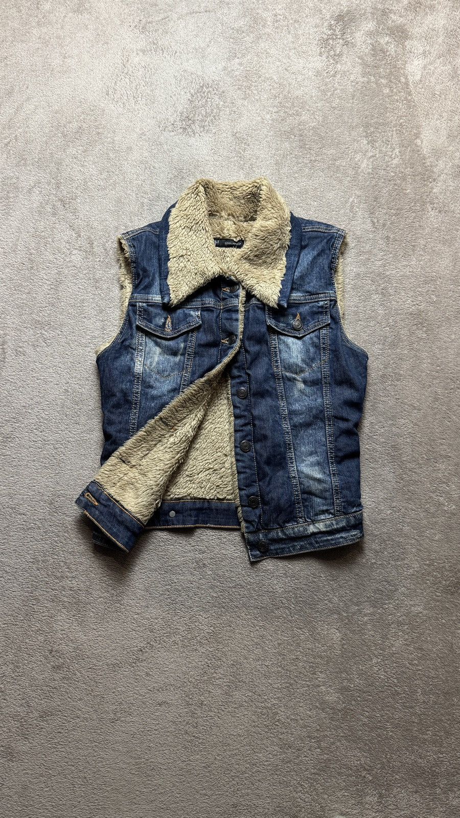 Hysteric Glamour Vintage Y2K Dsquared2 Fur Denim Jacket gucci dolce gabbana Size M / US 6-8 / IT 42-44 - 1 Thumbnail