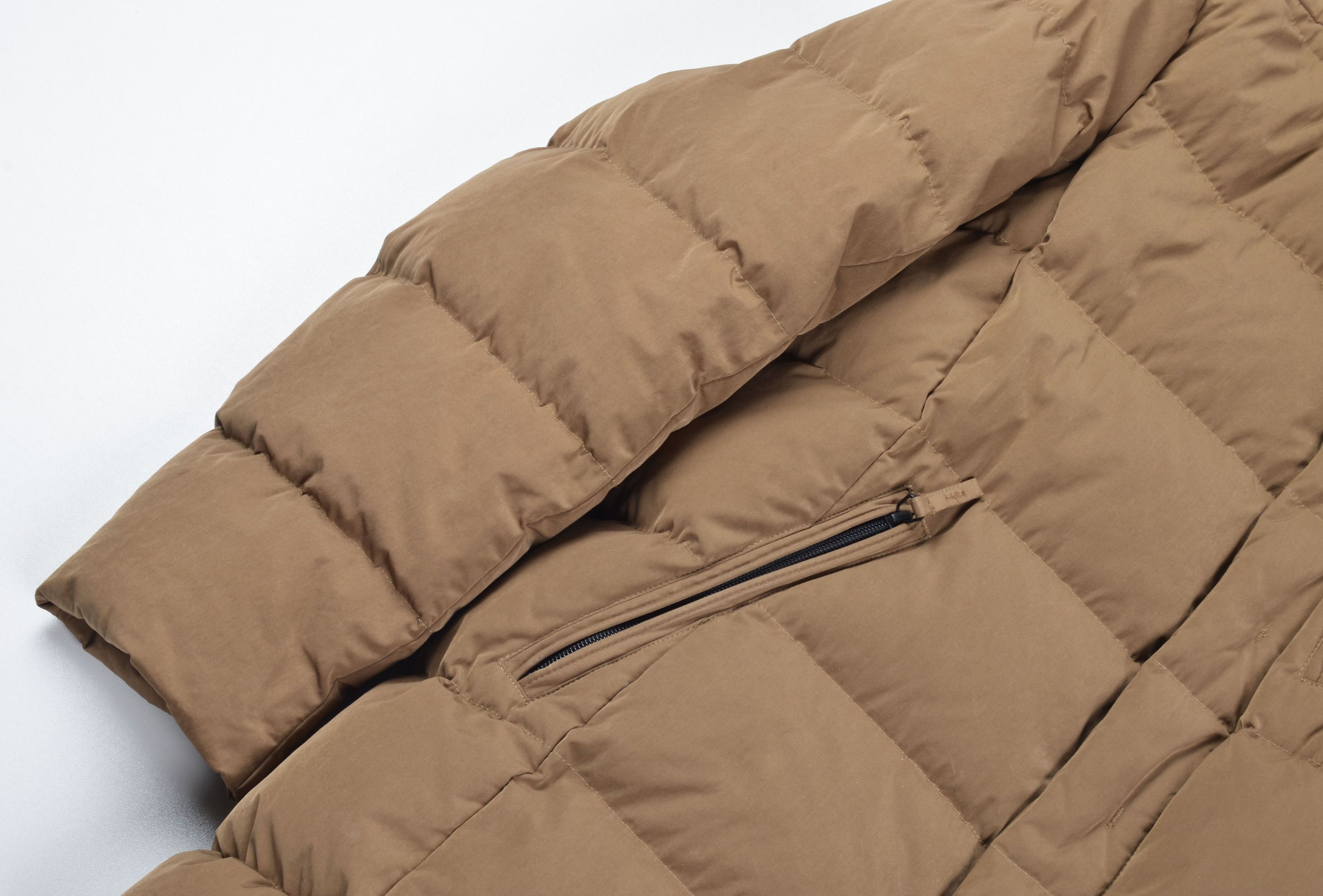 Armani Collezioni Armani Collezioni Padded Down Full Zip Beige Jacket Size US S / EU 44-46 / 1 - 9 Thumbnail