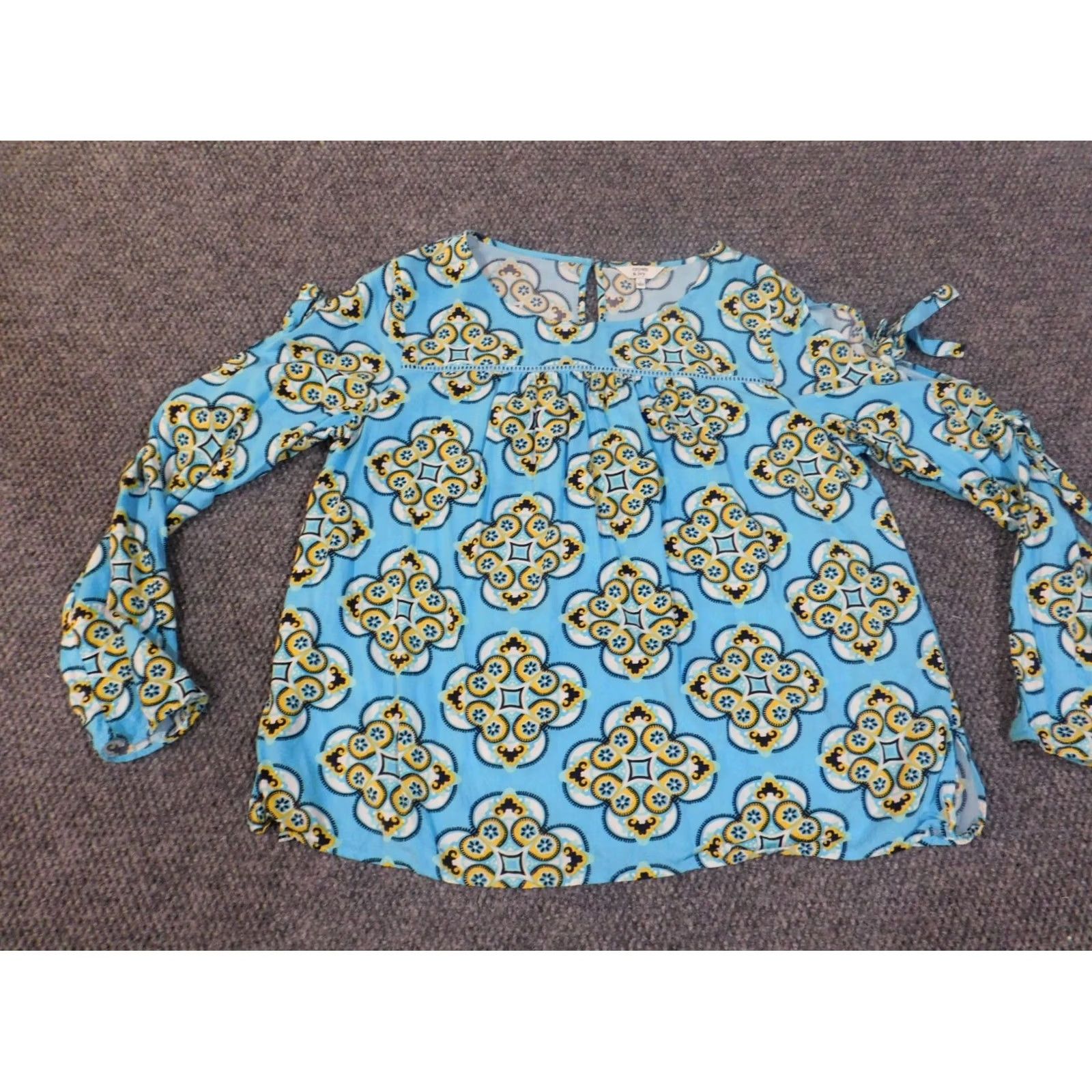 Vintage Crown & Ivy blouse Geometric Rayon Button Long Sleeve Round Neck Blue L Womens Regular fit, Pullover blouse Size L / US 10 / IT 46 - 3 Thumbnail