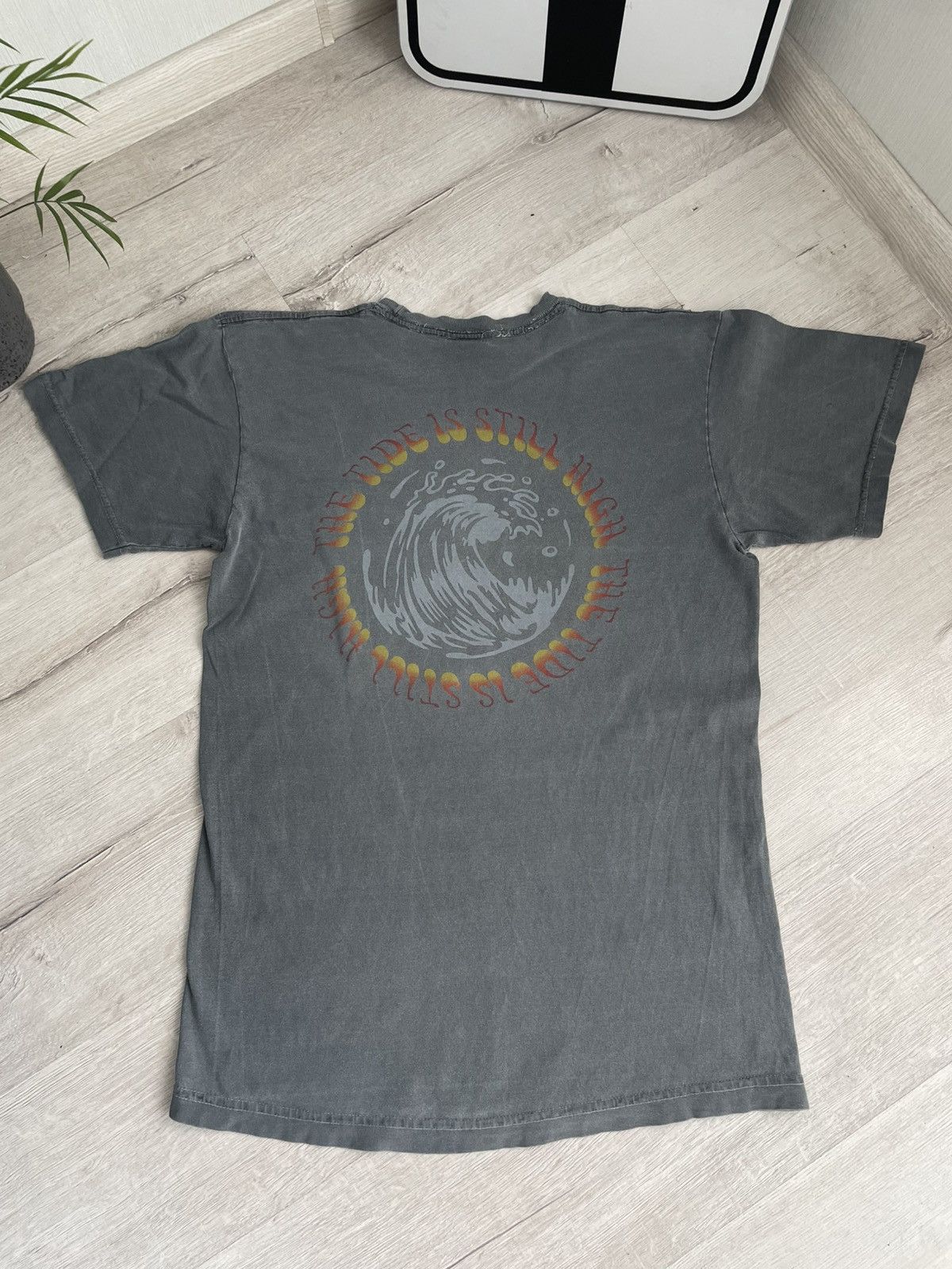 Stussy × Vintage Vintage Stussy Surf Faded T-shirt The Tide Painted Y2k Size US M / EU 48-50 / 2 - 7 Thumbnail