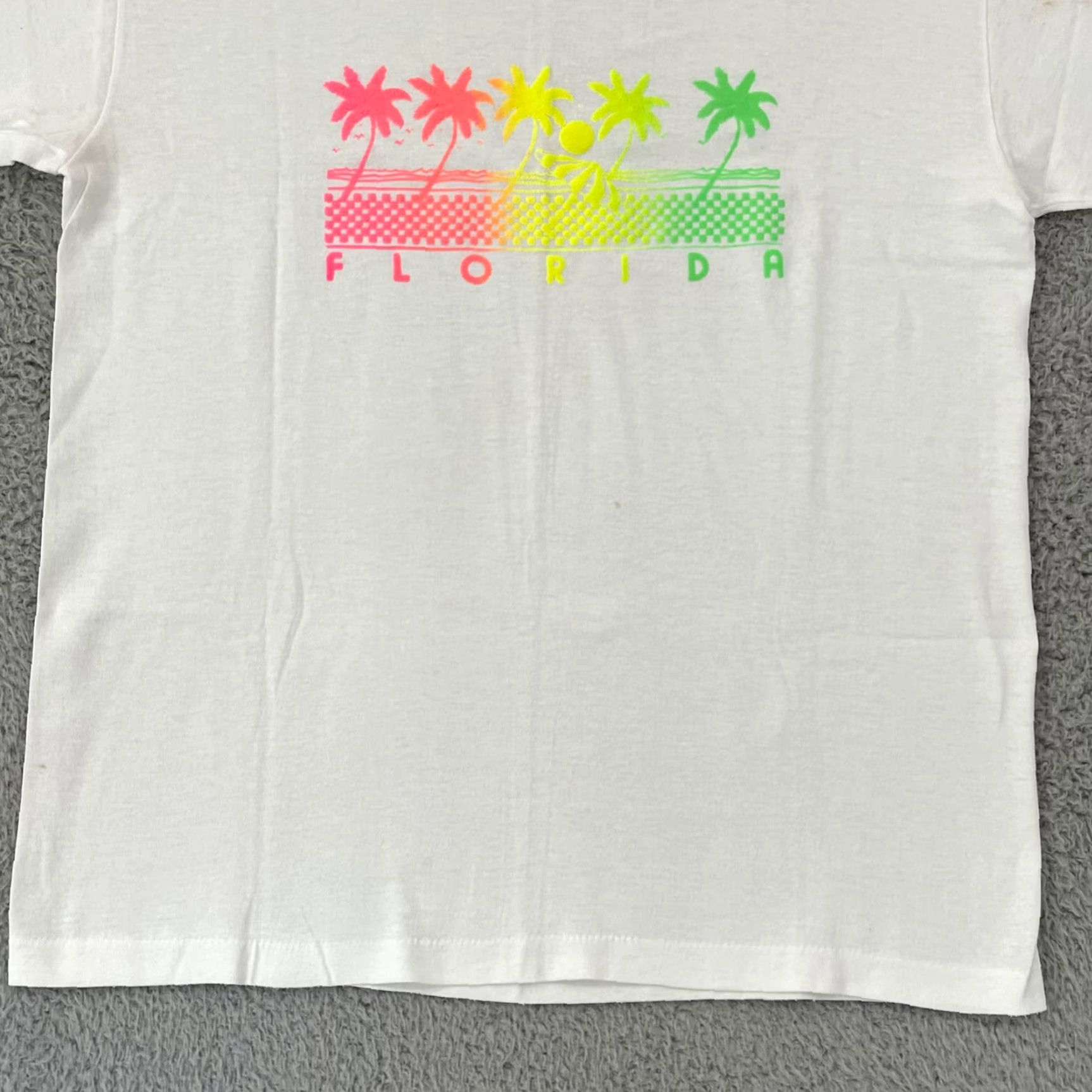Hanes VINTAGE Hanes Florida T-Shirt Adult Medium White 80s 90s Retro USA Men Shirt Short Sleeve Cotton Logo Front Angel Size US M / EU 48-50 / 2 - 2 Thumbnail