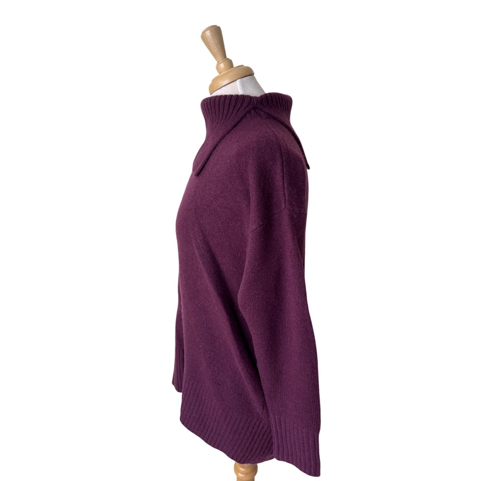 Nordstrom NORDSTROM Cashmere Split Neck Turtleneck Sweater Burgundy Size S / US 4 / IT 40 - 2 Thumbnail