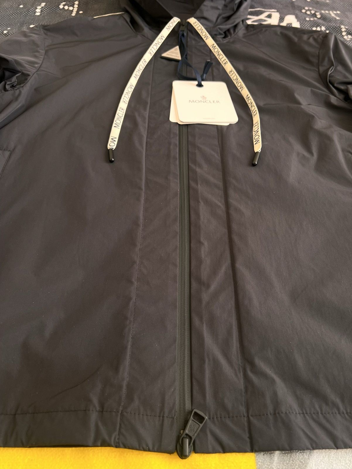 Moncler L Moncler Carles lightweight Jacket Black wind hood zip logo Size US L / EU 52-54 / 3 - 16 Thumbnail
