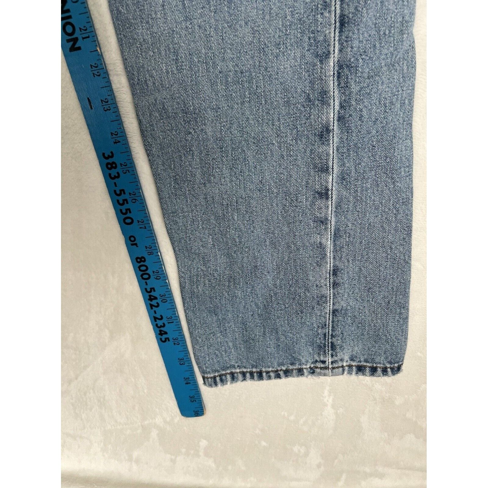 Levi's Vintage Levi’s 501 Blue Denim Jeans Size 33x34 Medium Wash Size US 33 - 5 Thumbnail