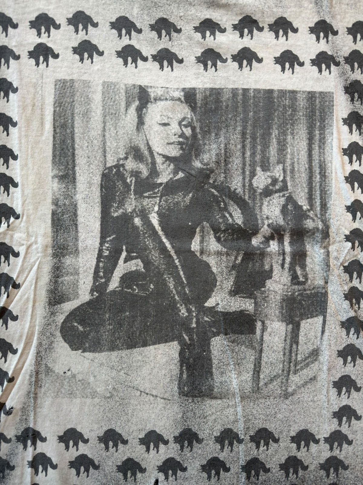 Vintage *RARE* 1990s 90s VINTAGE JULIE NEWMAN CATWOMAN RARE AOP TEE Size US XL / EU 56 / 4 - 3 Thumbnail