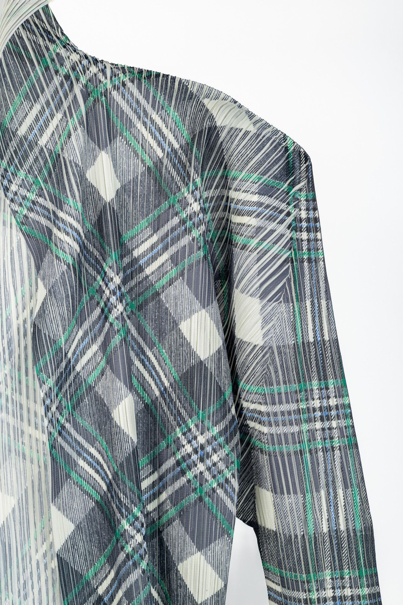 Pleats Please Issey Miyake Pleats Please Issey Miyake Plaid Open-Front Cardigan Size M / US 6-8 / IT 42-44 - 5 Thumbnail