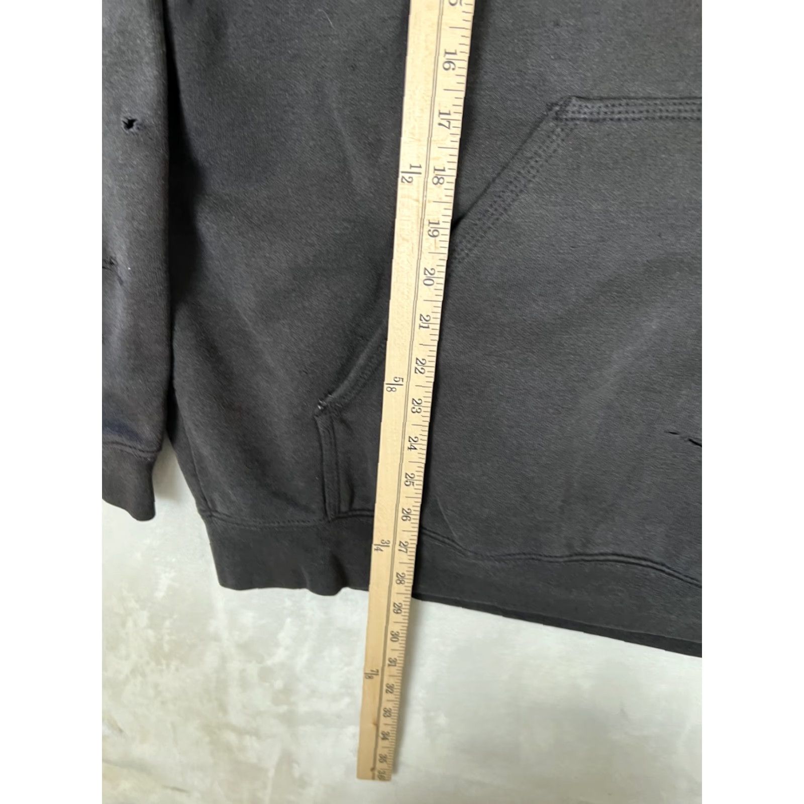 Carhartt Carhartt Hoodie Sweatshirt Mens XL Black Logo Pocket Hooded Pullover Crew Neck Fleece Cotton Polyester Size US XL / EU 56 / 4 - 6 Thumbnail