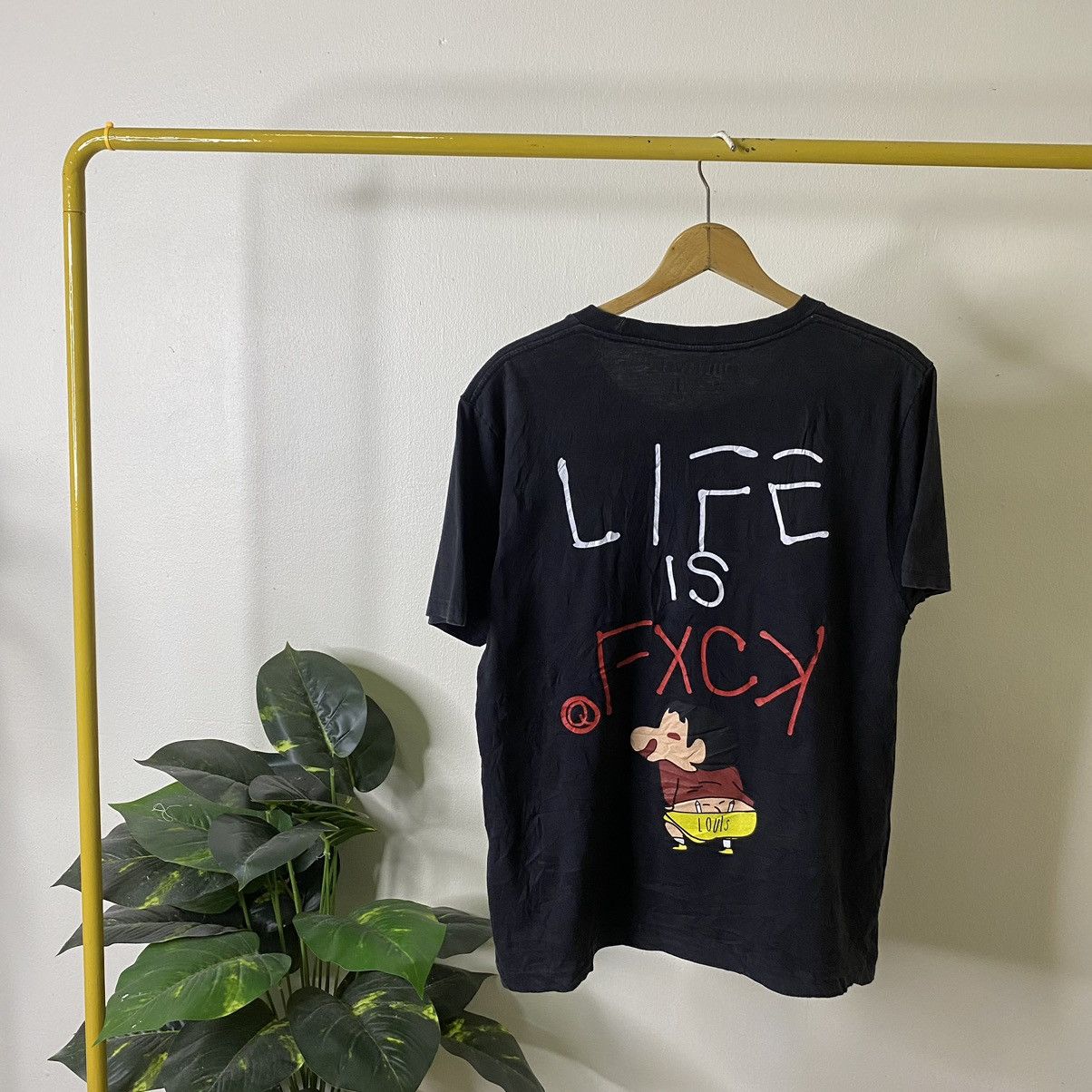 Japanese Brand Vintage Y2K Crayon Shin Chan Life Is Fuck Streetwear Tee Size US M / EU 48-50 / 2 - 1 Thumbnail