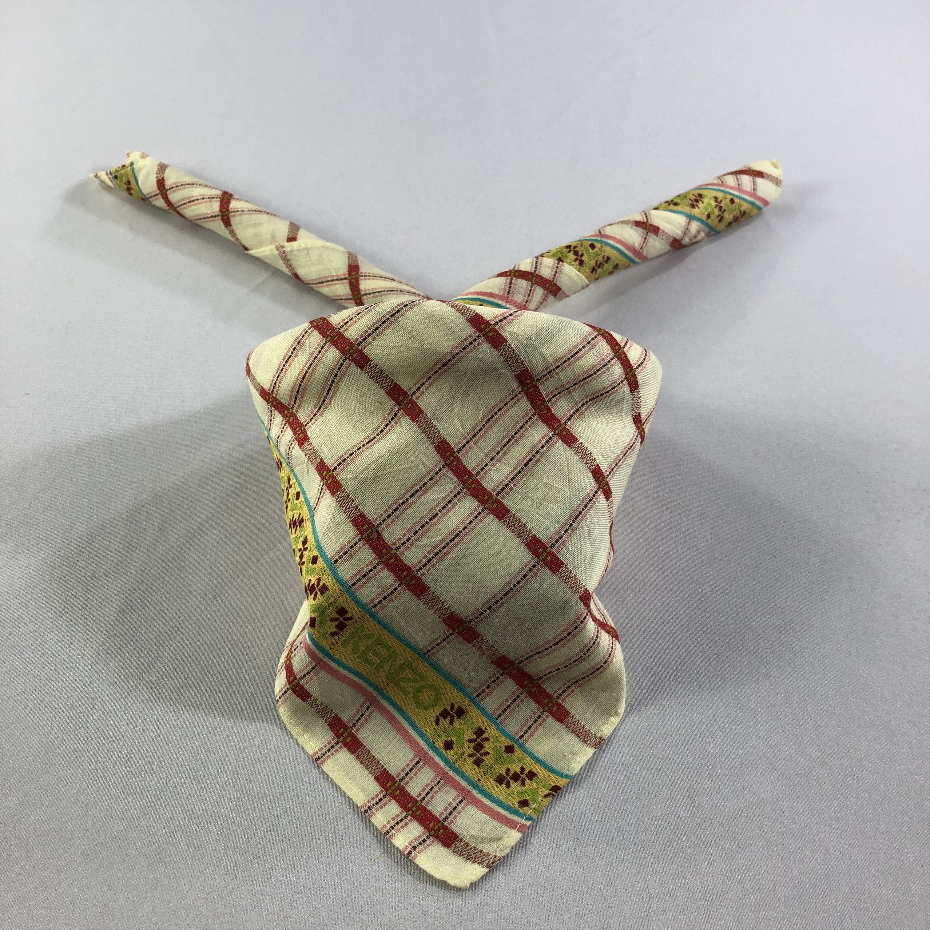 Japanese Brand × Kenzo × Vintage Kenzo Handkerchief Neckerchief Bandana H2019 Size ONE SIZE - 1 Thumbnail