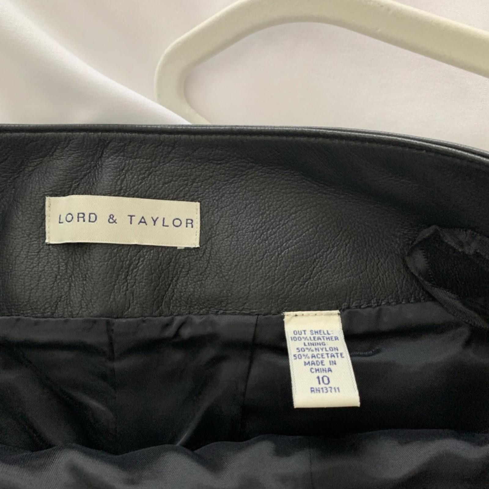 Lord & Taylor Lord and Taylor Leather Maxi Skirt Size 32" / US 10 / IT 46 - 5 Thumbnail