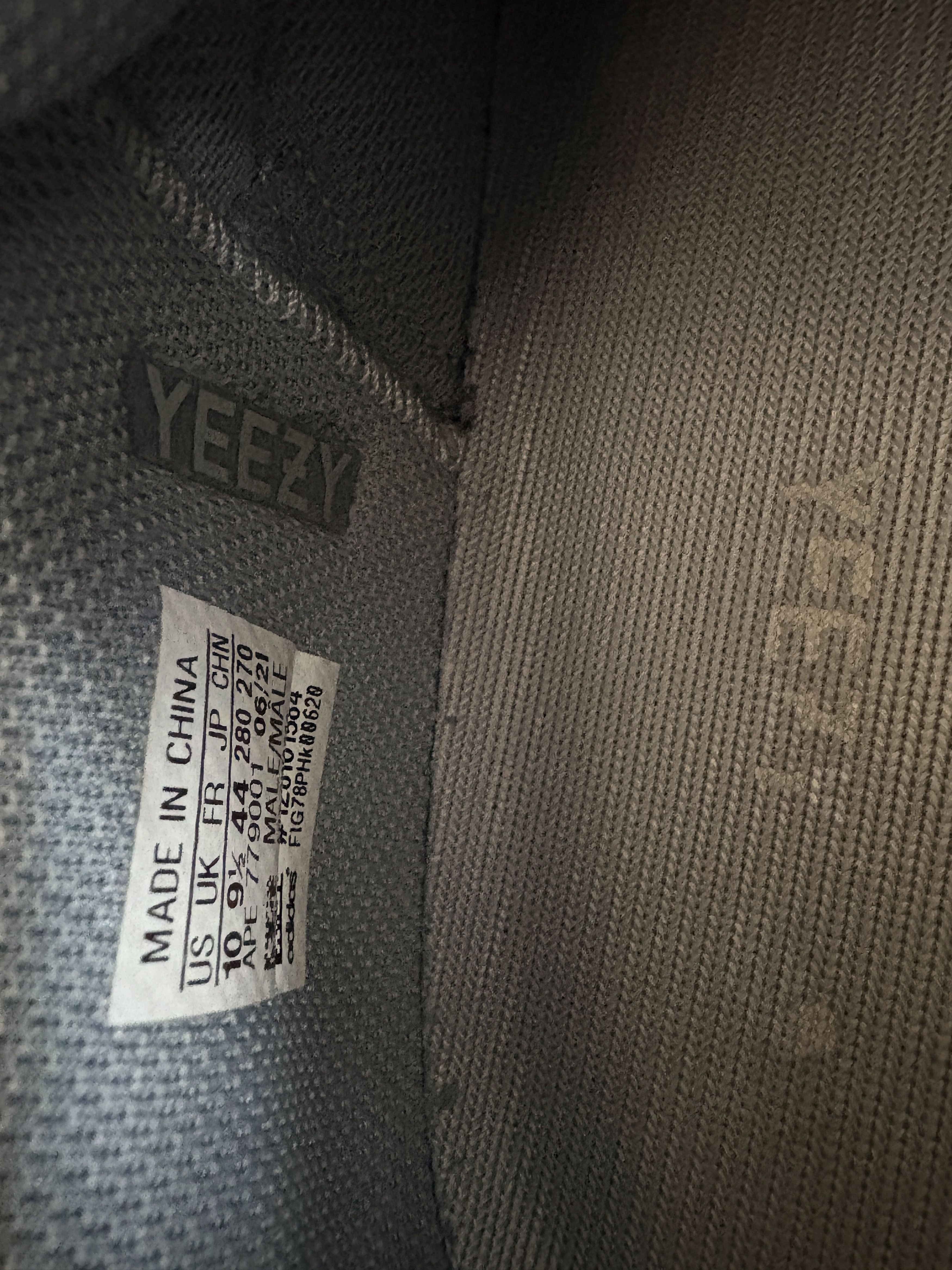 Yeezy Size 10 - adidas Yeezy Boost 700 Wash Orange Light wear Size US 10 / EU 43 - 3 Thumbnail