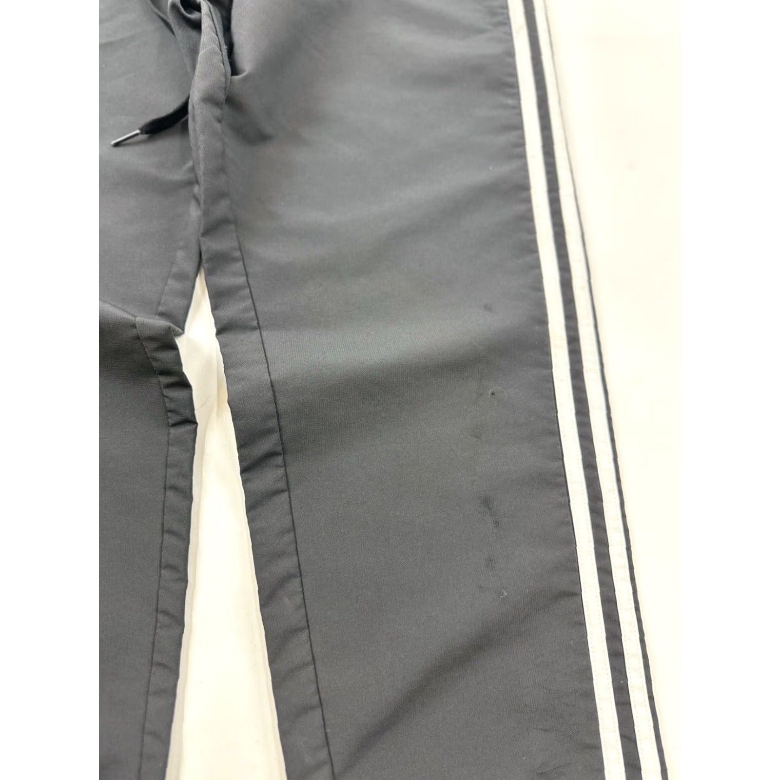 Adidas Adidas Men's Small Black Windbreaker Jogger Pants Activewear Basketball Running Size US 29 - 4 Thumbnail