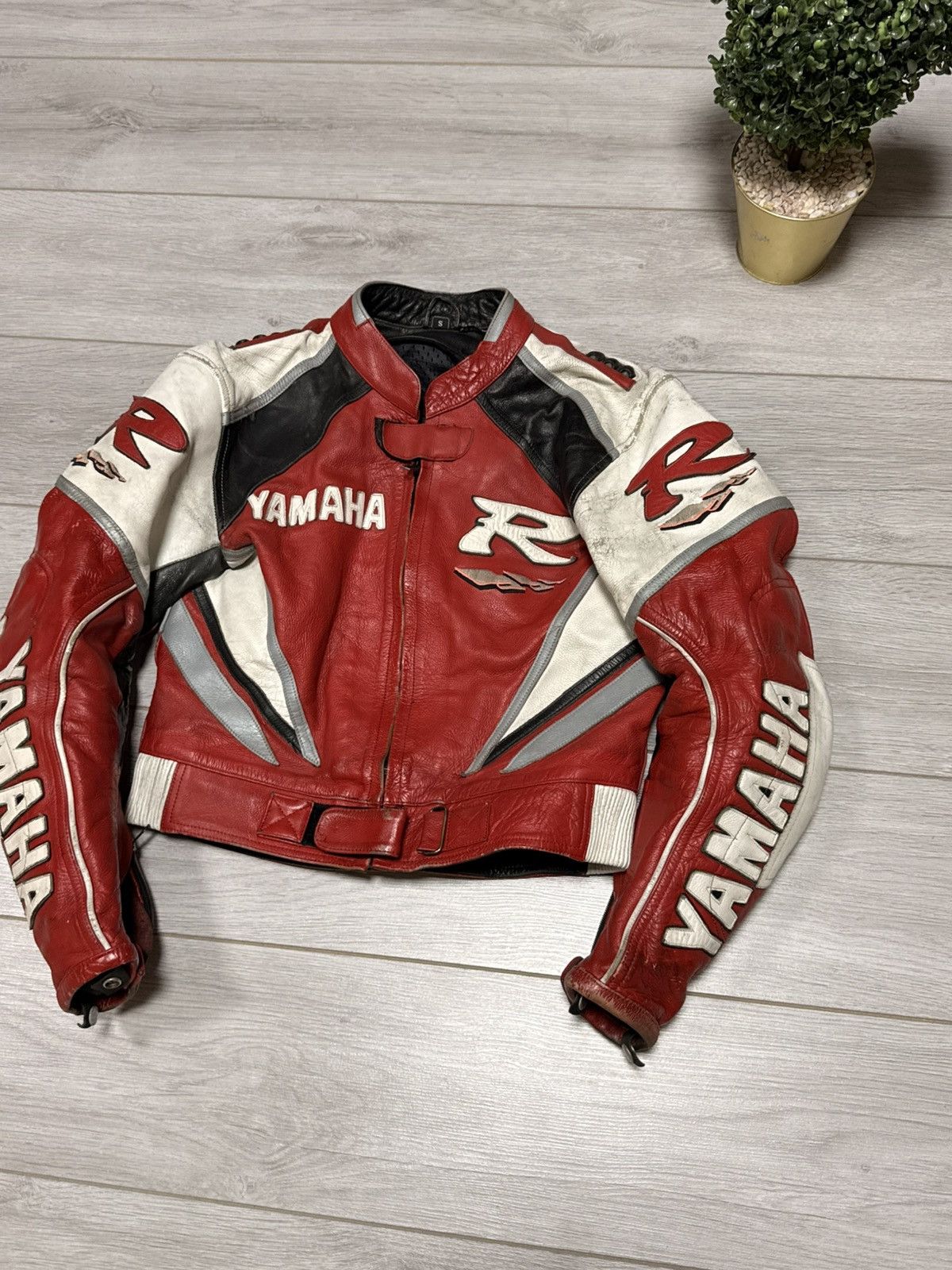 Yamaha Yamaha R cropped leather jacket racing big logo protect Size US S / EU 44-46 / 1 - 11 Thumbnail