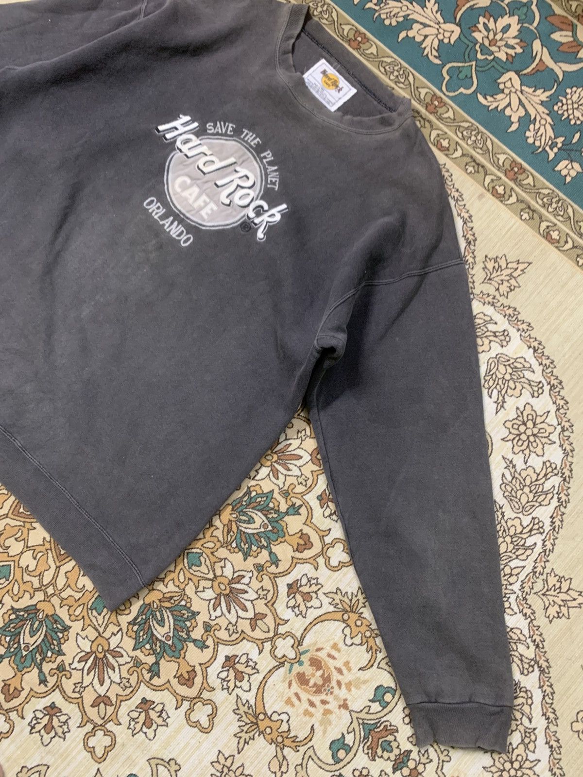 Hard Rock Cafe VINTAGE HARD ROCK SWEATSHIRTS Size US L / EU 52-54 / 3 - 3 Thumbnail