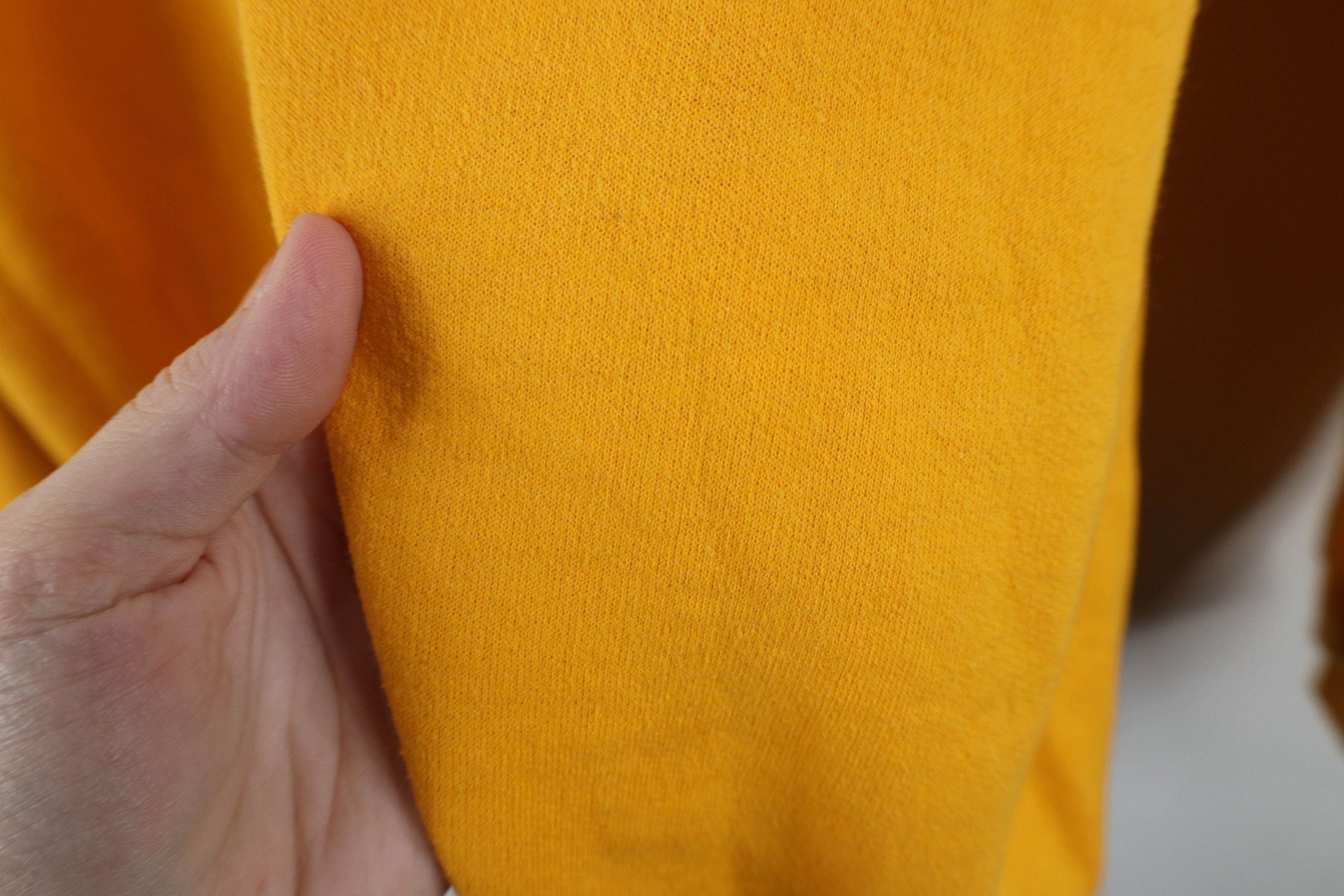 Vintage Vintage 90s Y2K Streetwear Blank Crewneck Sweatshirt Yellow Size US L / EU 52-54 / 3 - 6 Thumbnail