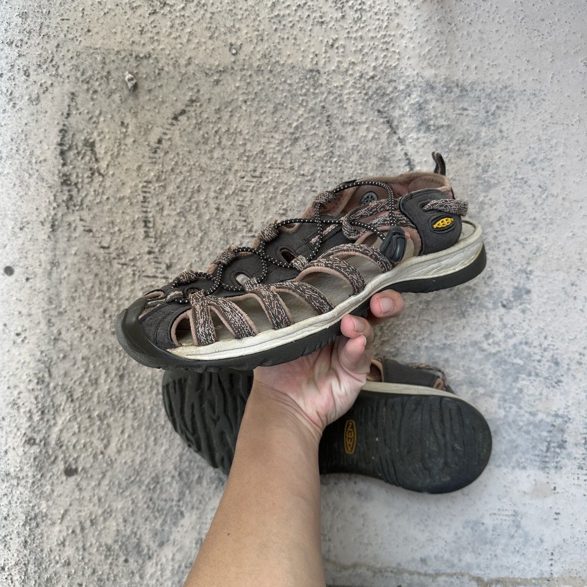 KEEN Keens Whisper Sandal in Brown/Pink Women’s size 11 Size US 11 / IT 41 - 11 Thumbnail