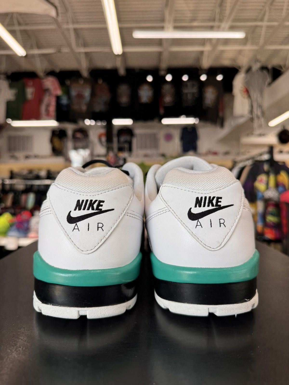 Nike Nike Air Cross Trainer 3 White Green Black Size 12 (2020) Size US 12 / EU 45 - 5 Thumbnail