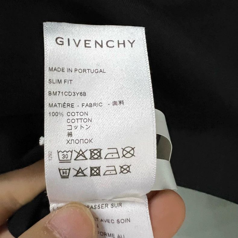 Givenchy Givenchy SizeXXXL Chito Collaboration 4G Graffiti Heart Sho Size US M / EU 48-50 / 2 - 5 Thumbnail
