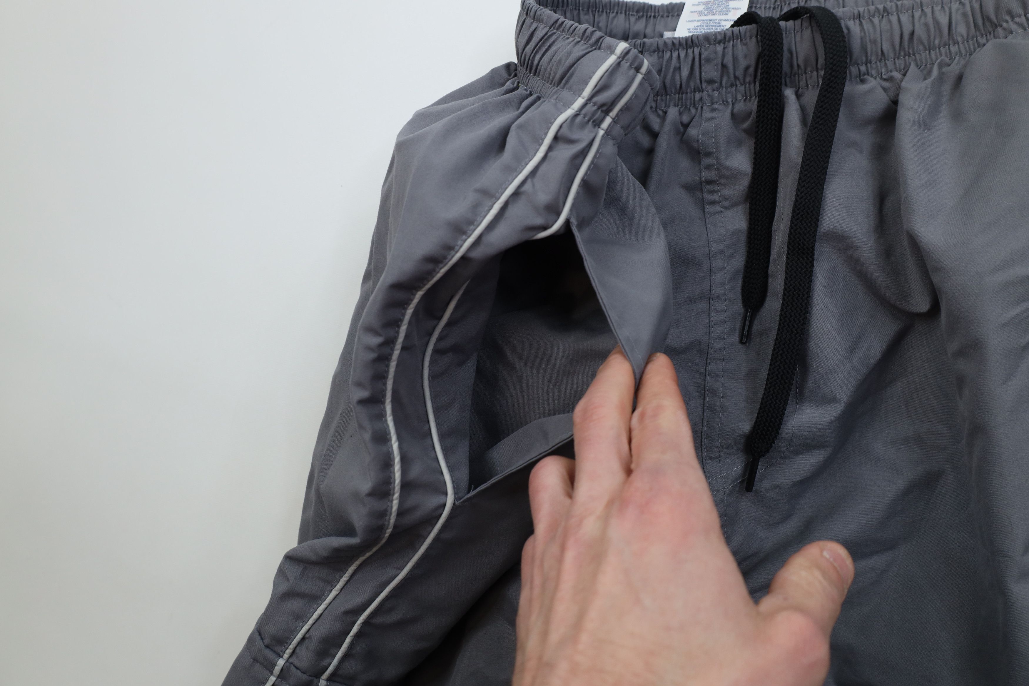 Reebok Vintage 90s Reebok Lined Wide Leg Cargo Windbreaker Pants Size US 38 / EU 54 - 8 Thumbnail