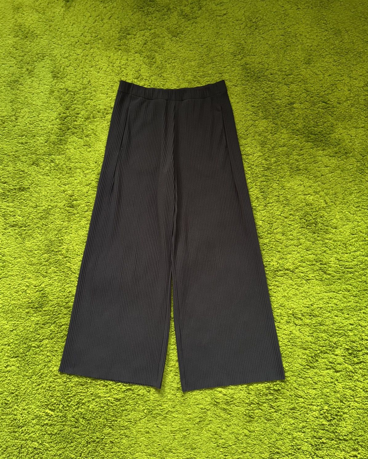 Cos Cos wide leg plisse pants Size 30" / US 8 / IT 44 - 1 Thumbnail
