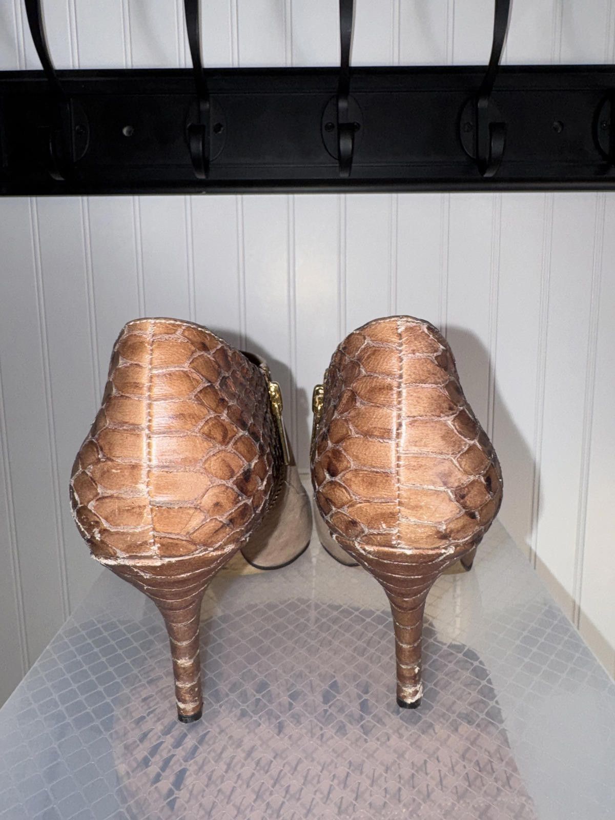 Michael Kors Michael Kors Pointed Toe High Heels with Snake Print Size US 9.5 / IT 39.5 - 3 Thumbnail