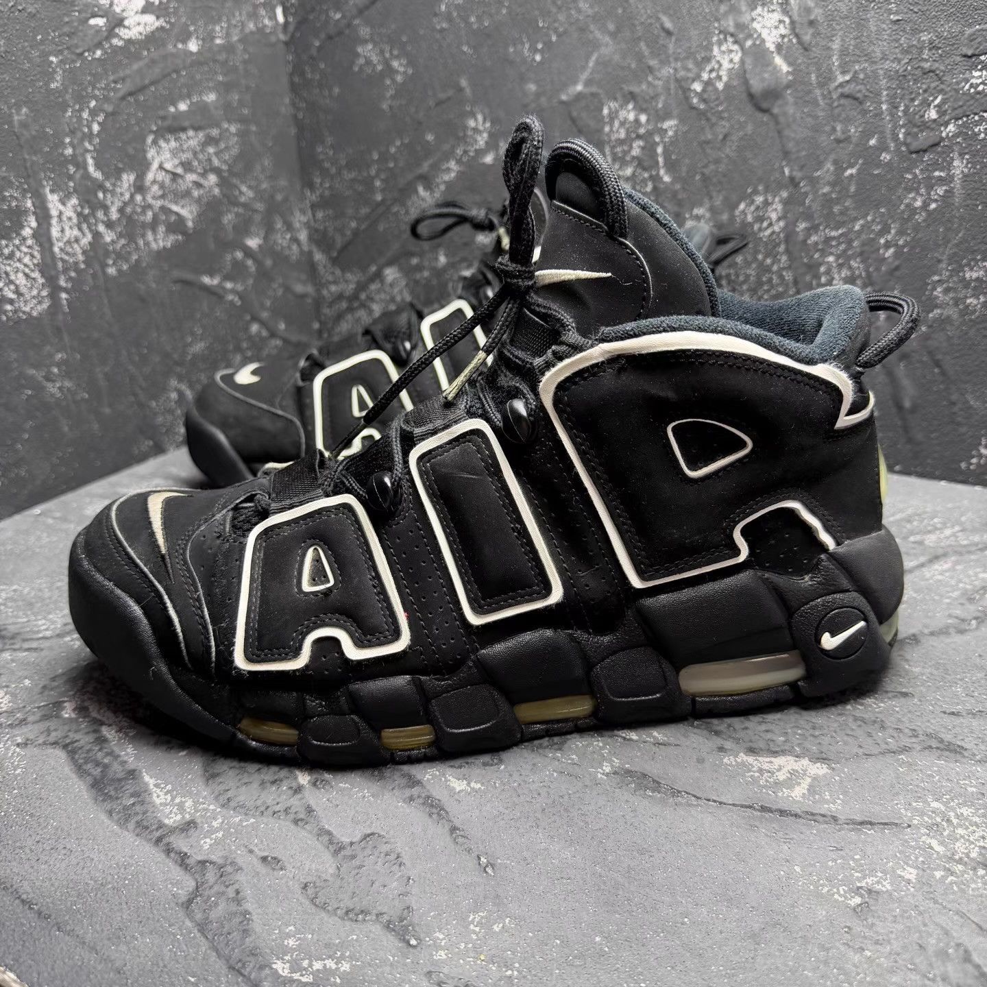 Nike Nike Air More Uptempo Black & White Q10 Size US 10 / EU 43 - 7 Thumbnail