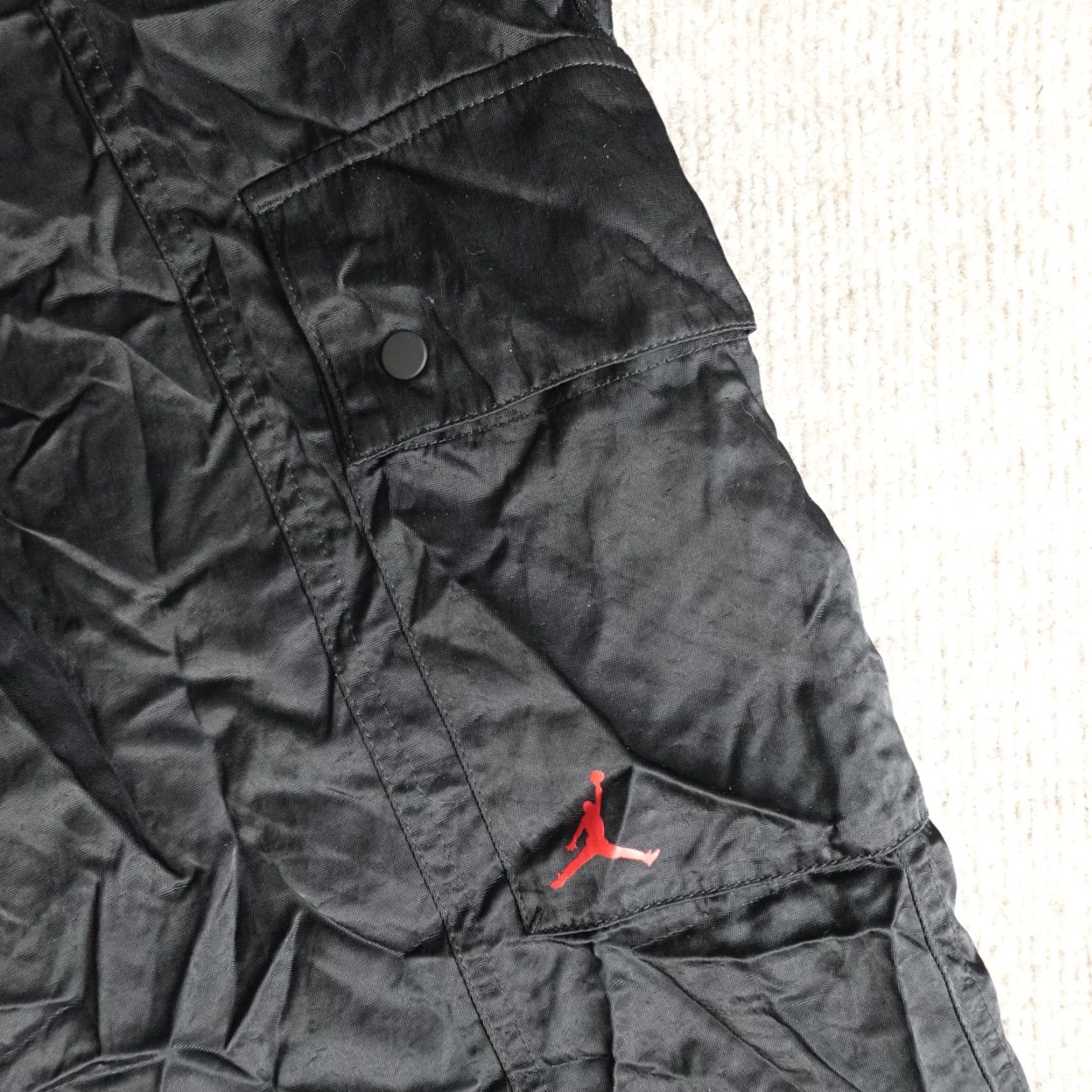 Jordan Brand Jordan Womens Pants Small Black Satin Utility Cargo Jogger Cuff DJ2650-010 Size 28" / US 6 / IT 42 - 3 Thumbnail