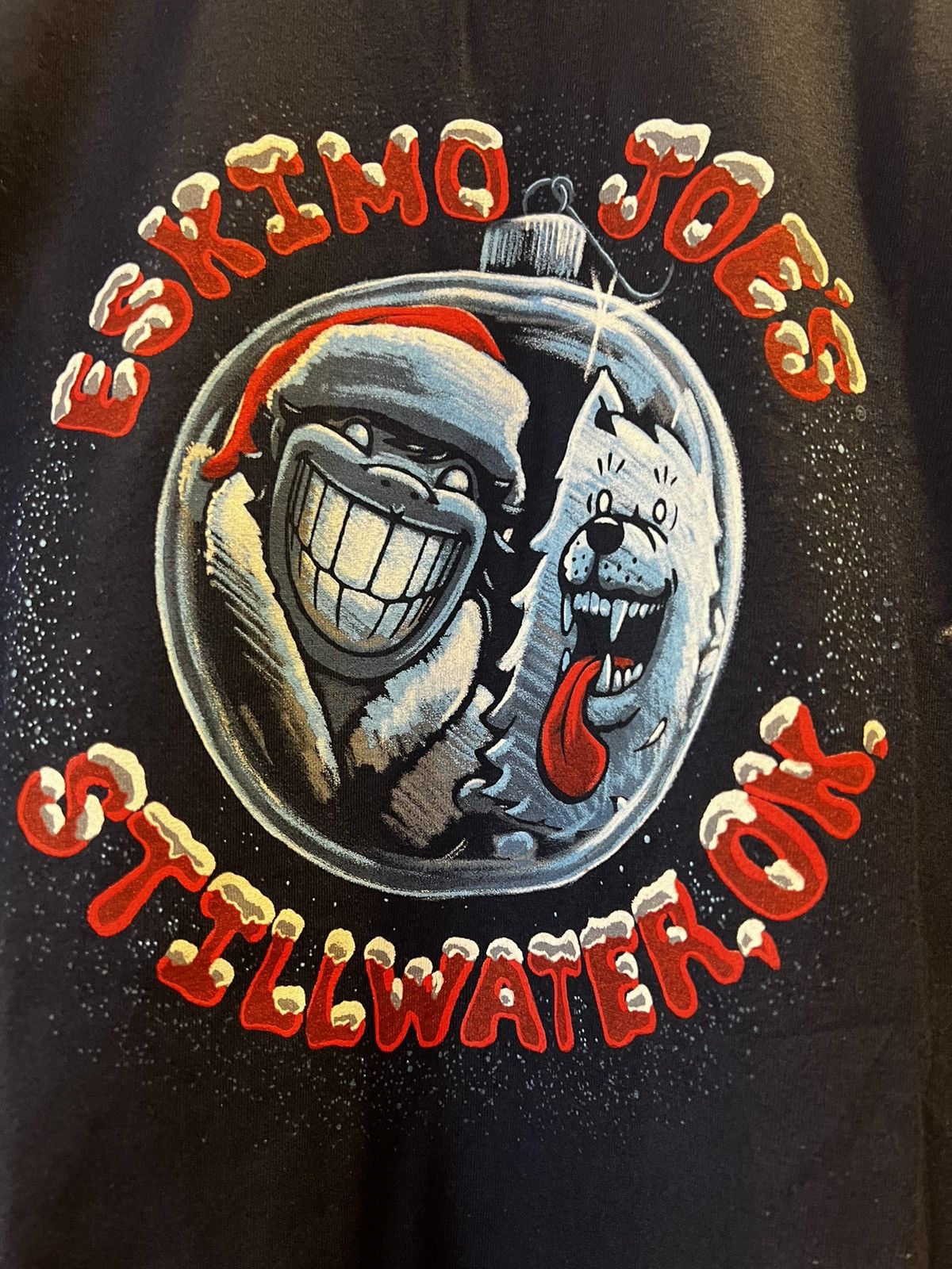 Gildan New with Tags Christmas 🎄 Eskimo Joes Long Sleeve Size US L / EU 52-54 / 3 - 7 Thumbnail
