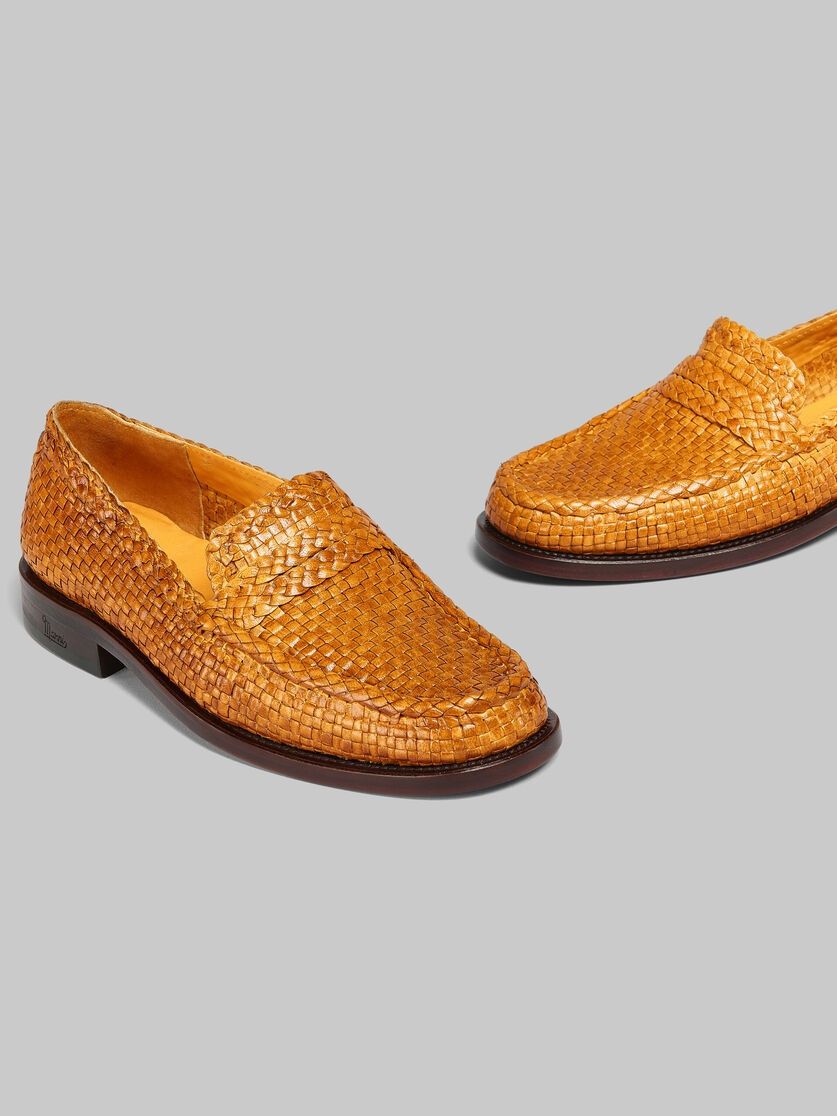 Marni oc11z0525 Woven Leather Bambi Loafer in Orange Size US 5 / IT 35 - 6 Thumbnail