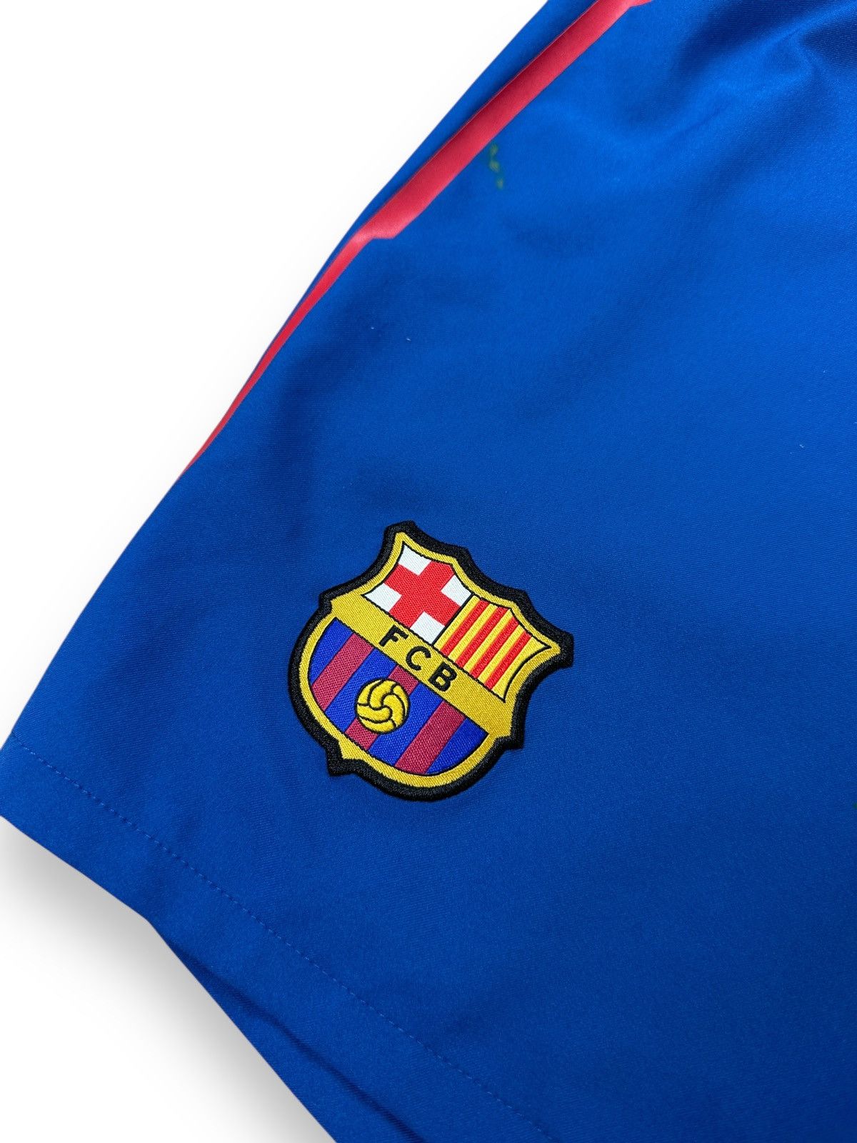 Nike × Vintage Vintage Y2K Nike Dri-Fit Barcelona F.C. Soccer Blue Shorts Size US 36 / EU 52 - 4 Thumbnail